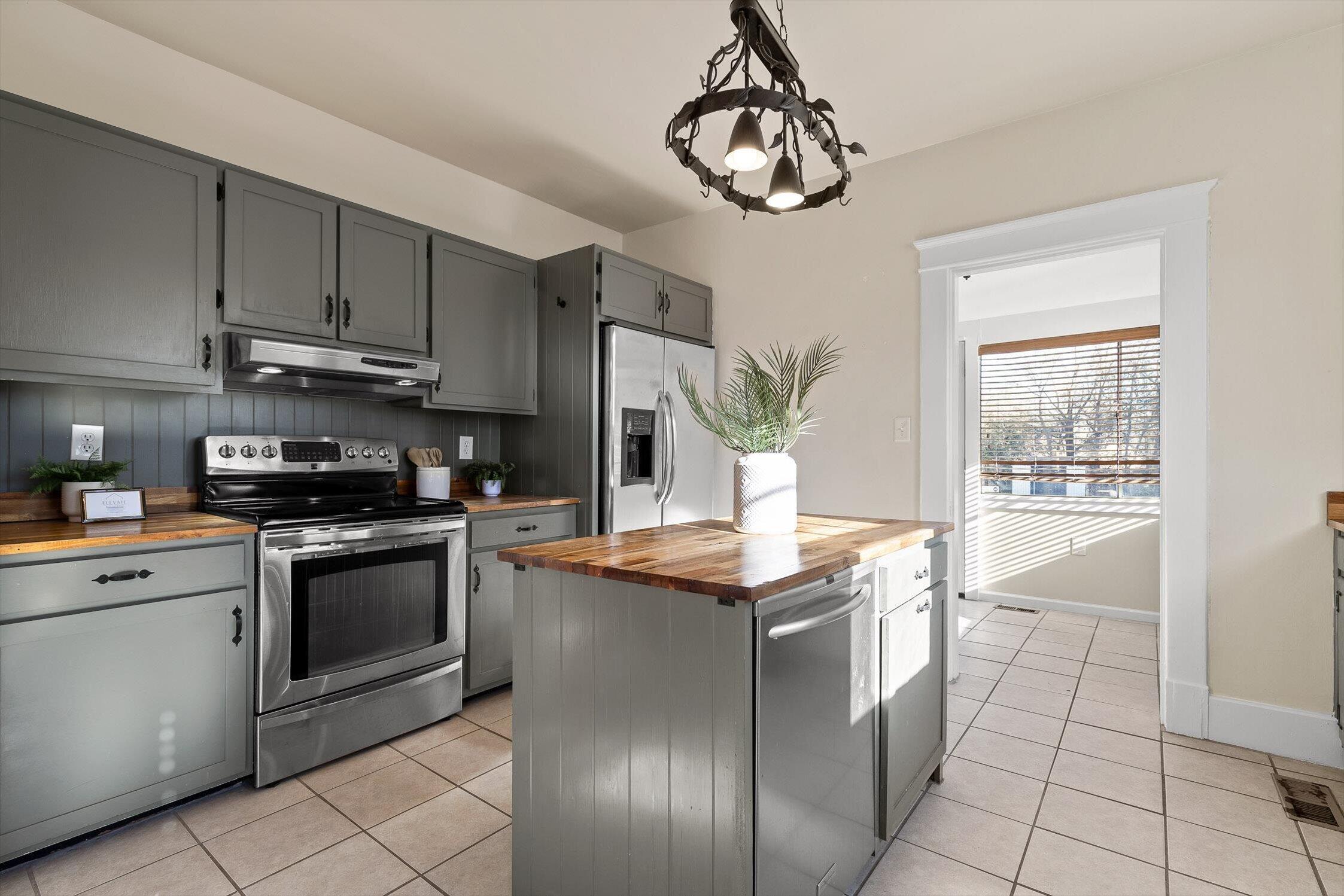 26 N Parkdale Avenue