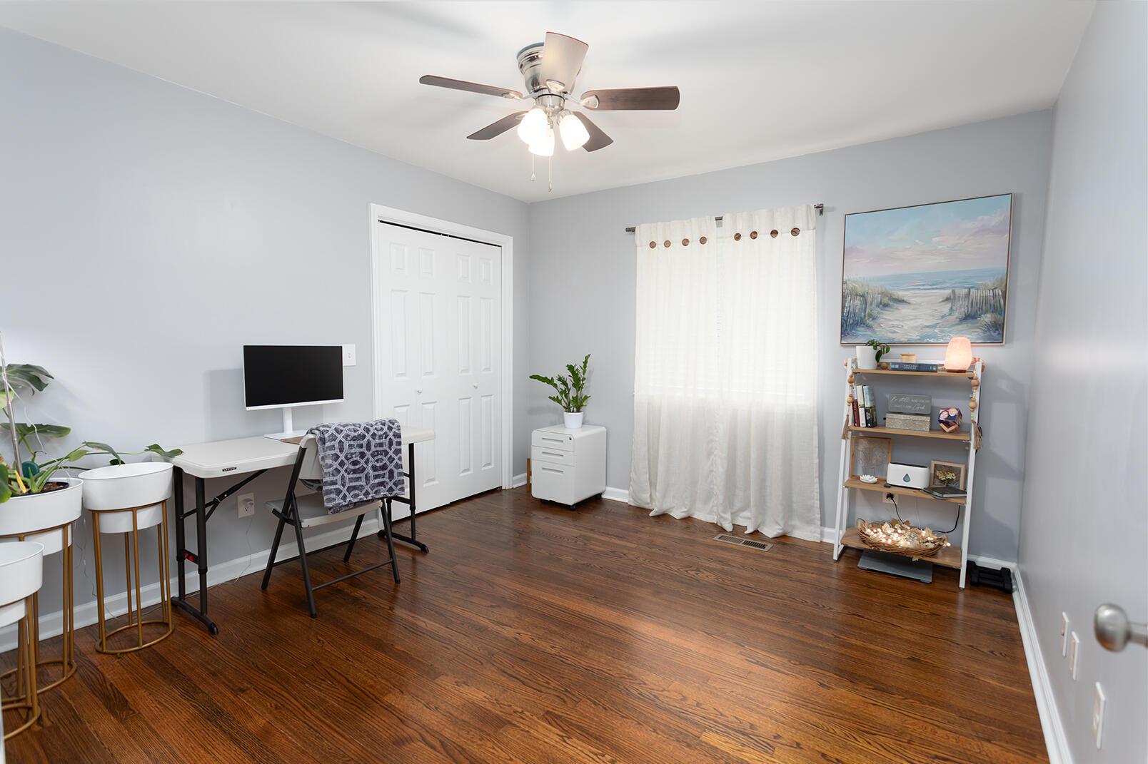 8903 Bay View Drive