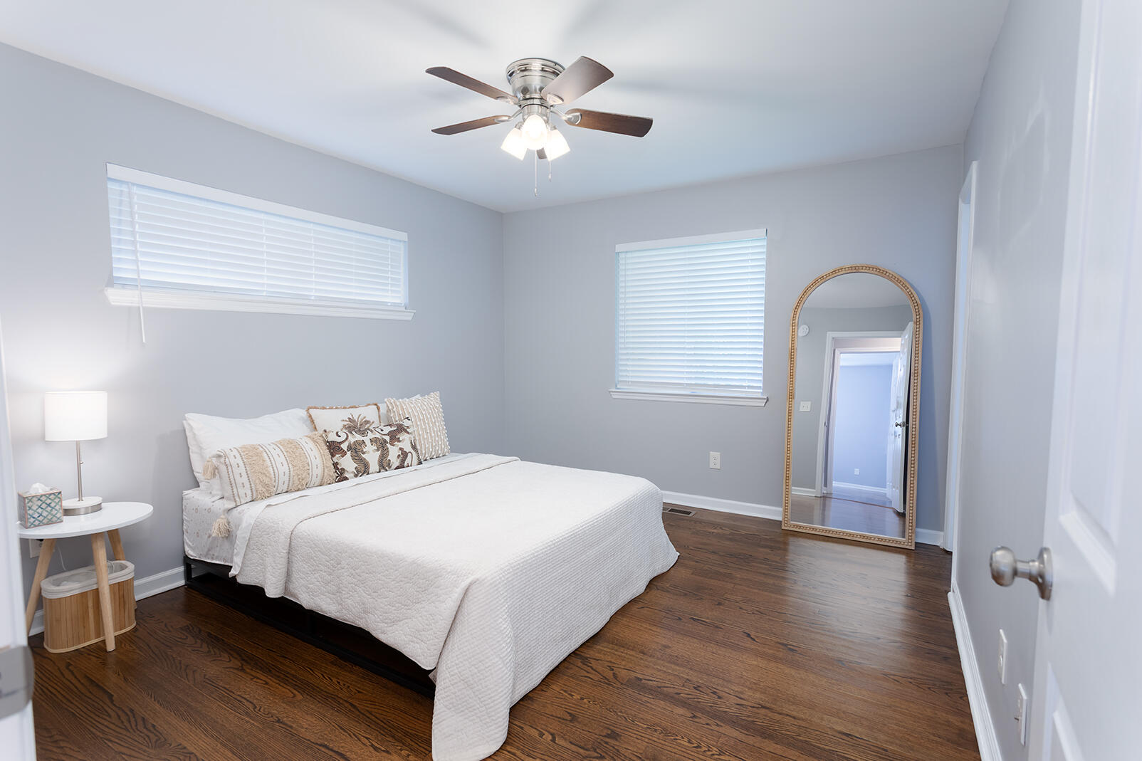 8903 Bay View Drive
