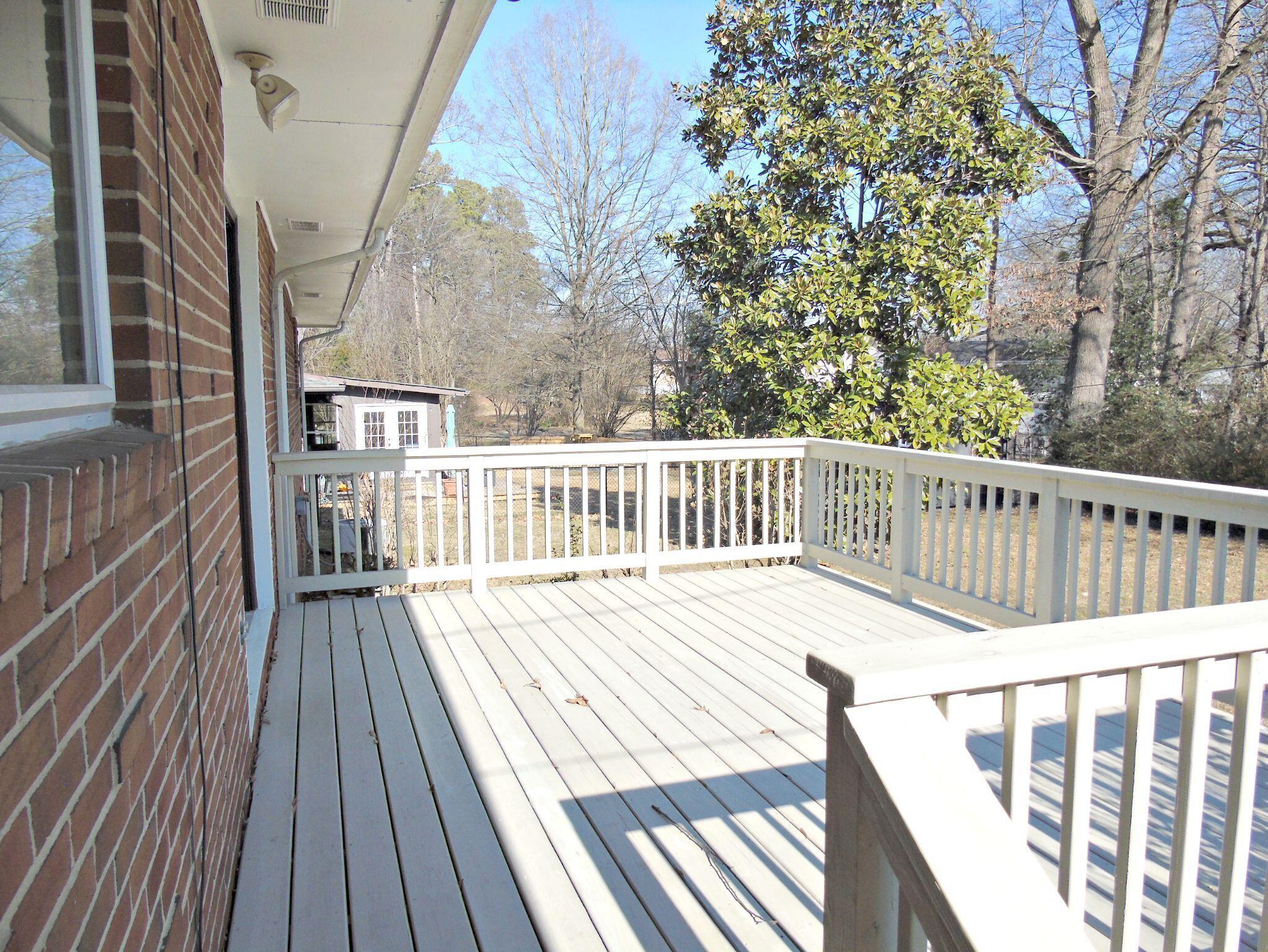 608 Melville Avenue