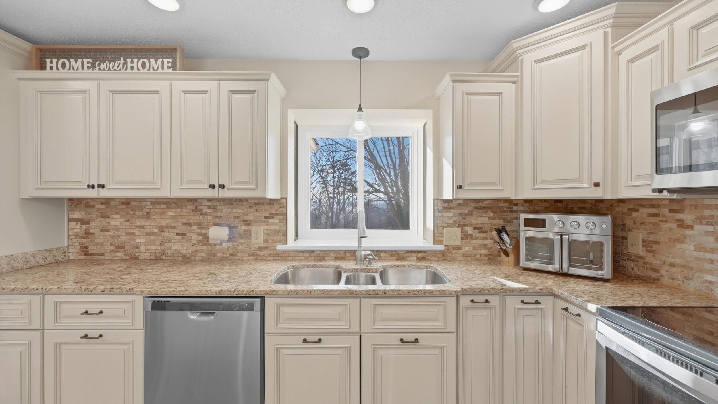 1039 Shady Fork Road