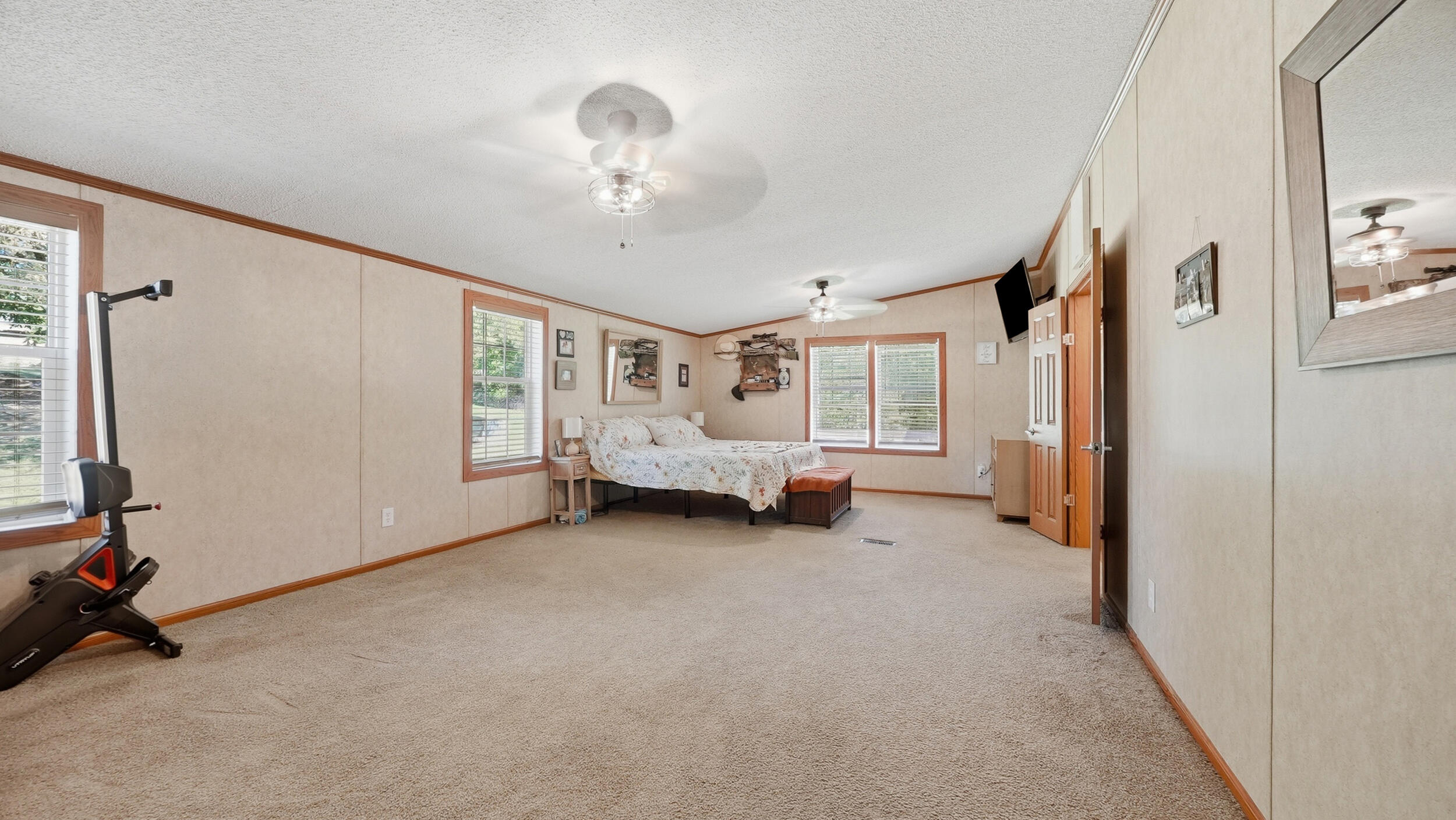 12129 Highway 193