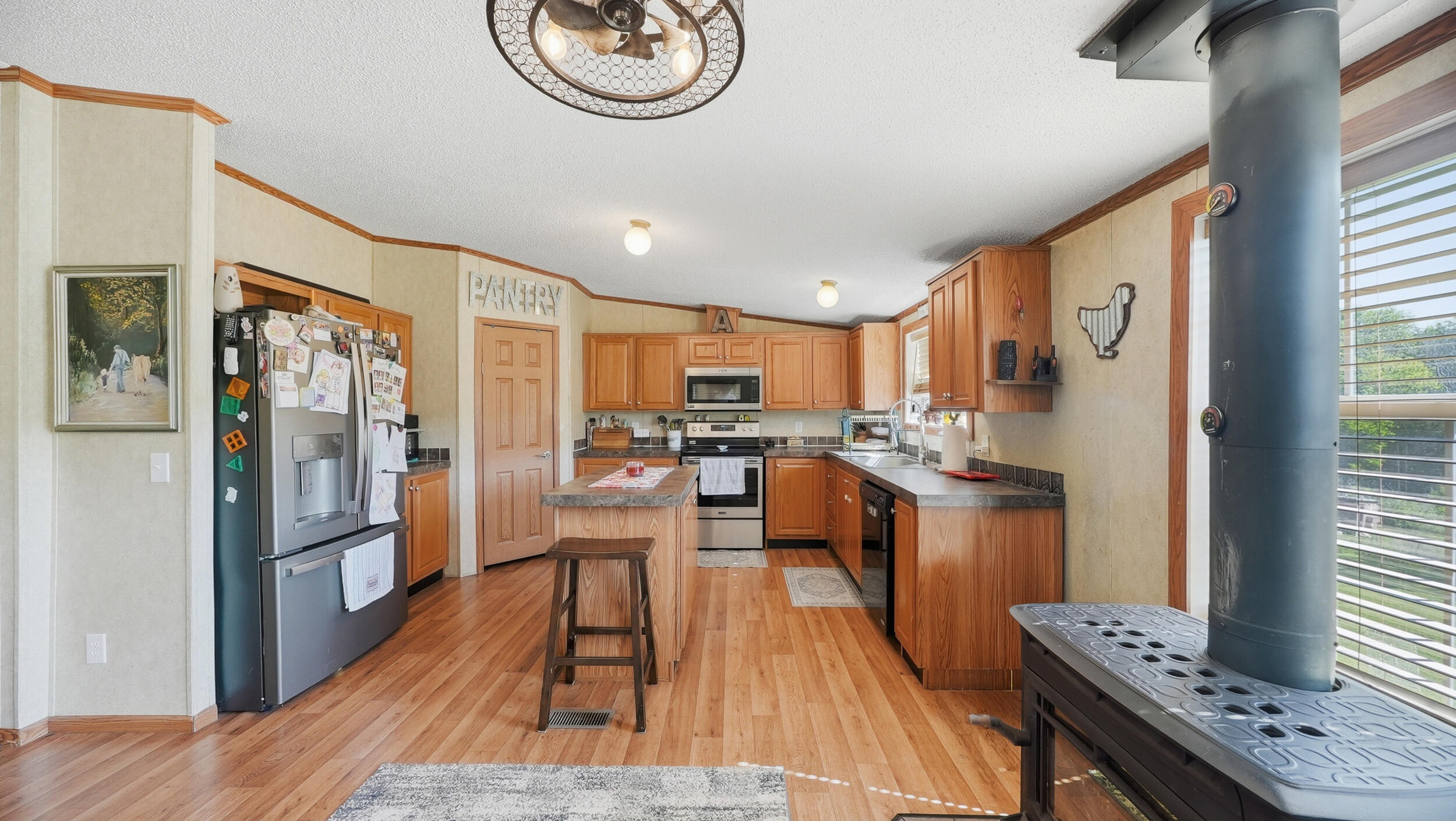 12129 Highway 193