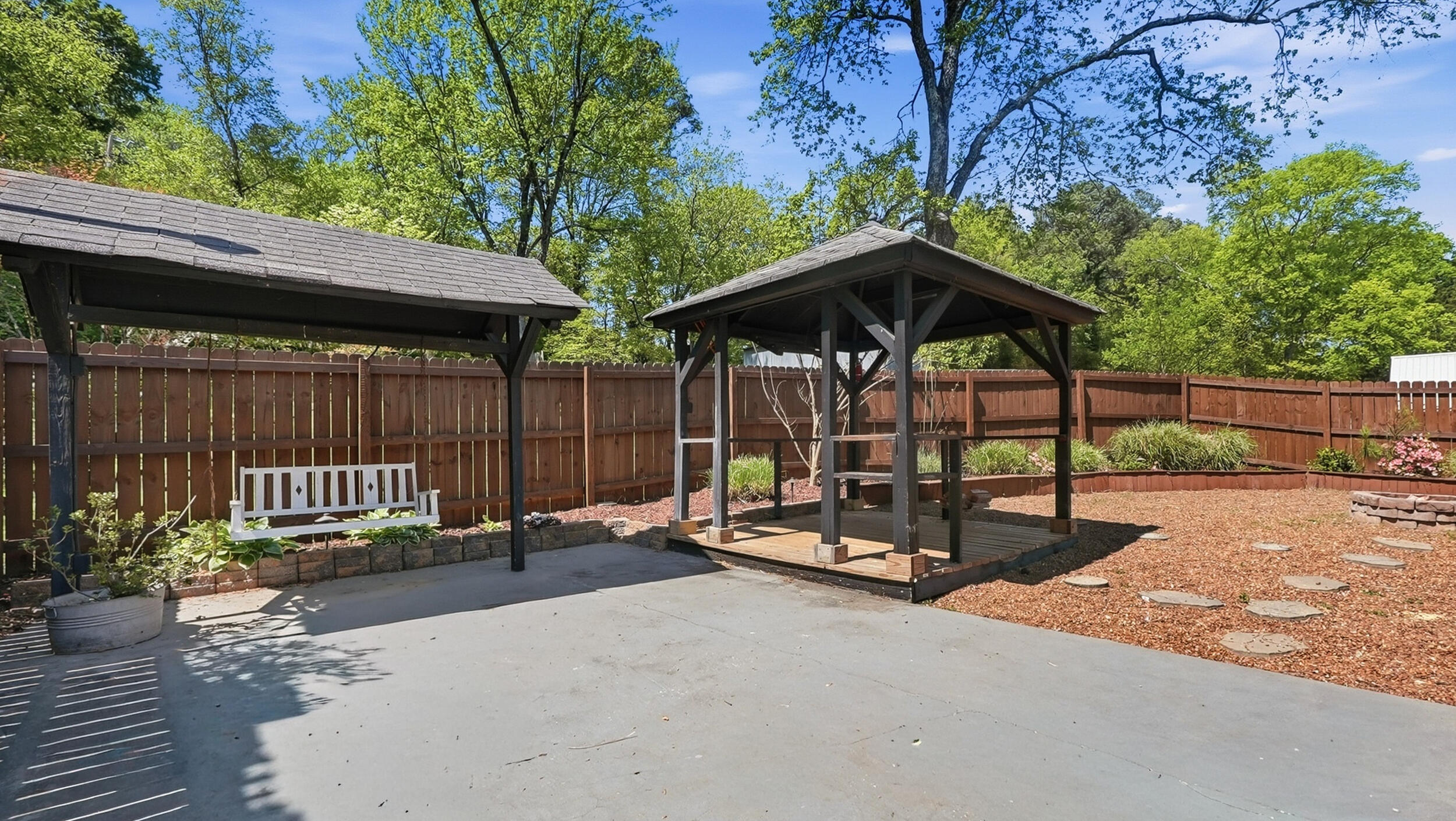 1411 Hickory Valley Road