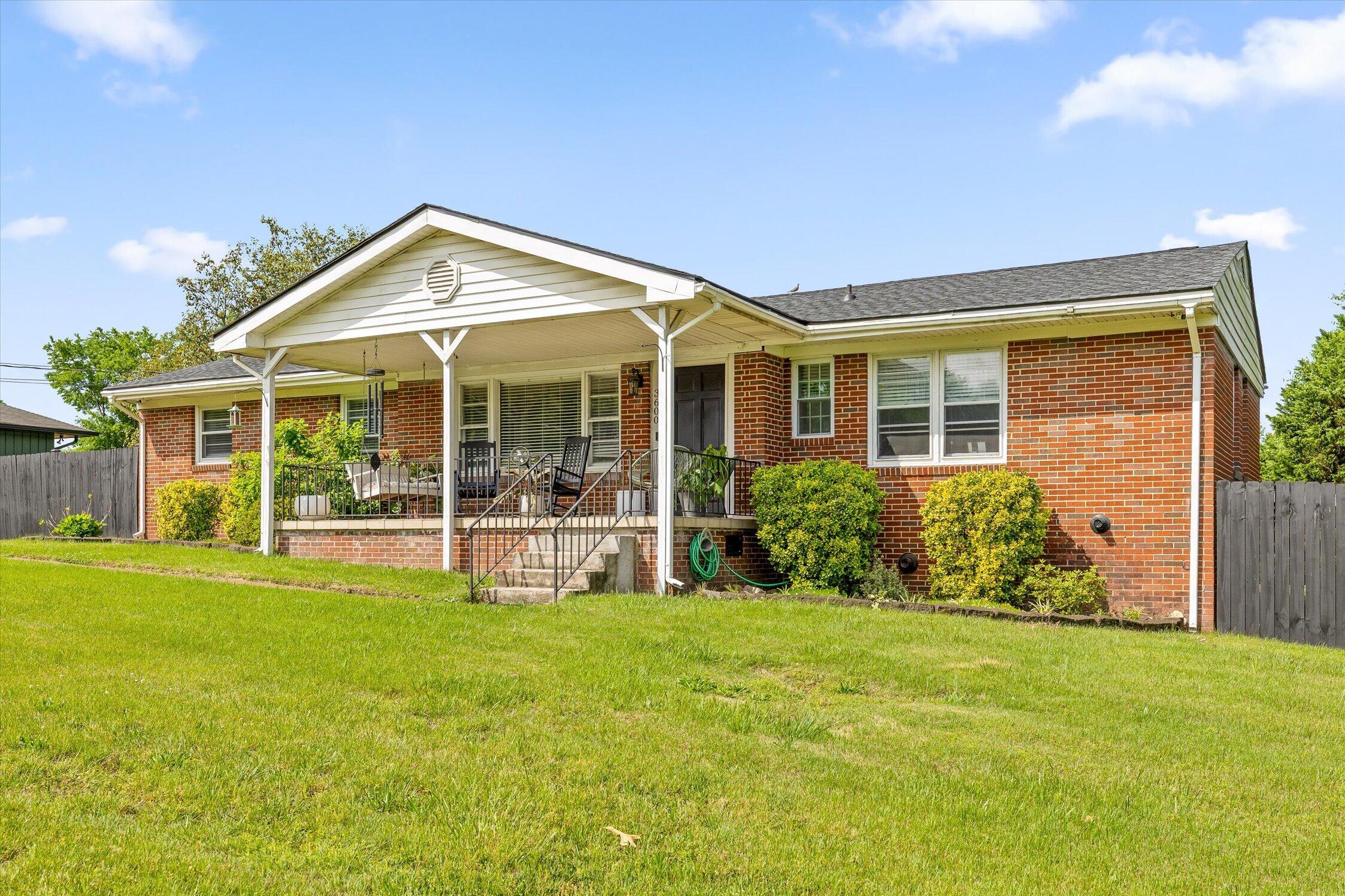 3600 Lake Vista Drive