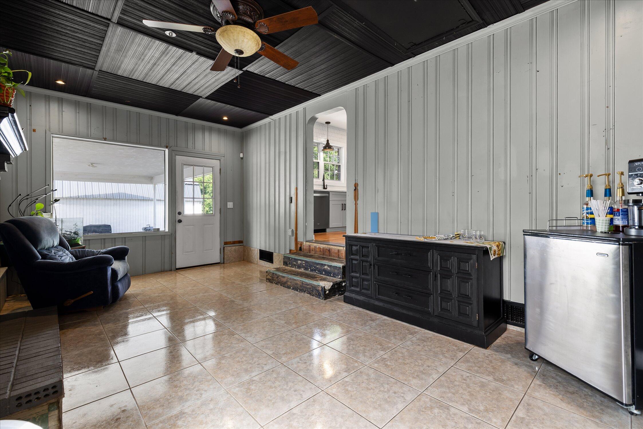 3600 Lake Vista Drive