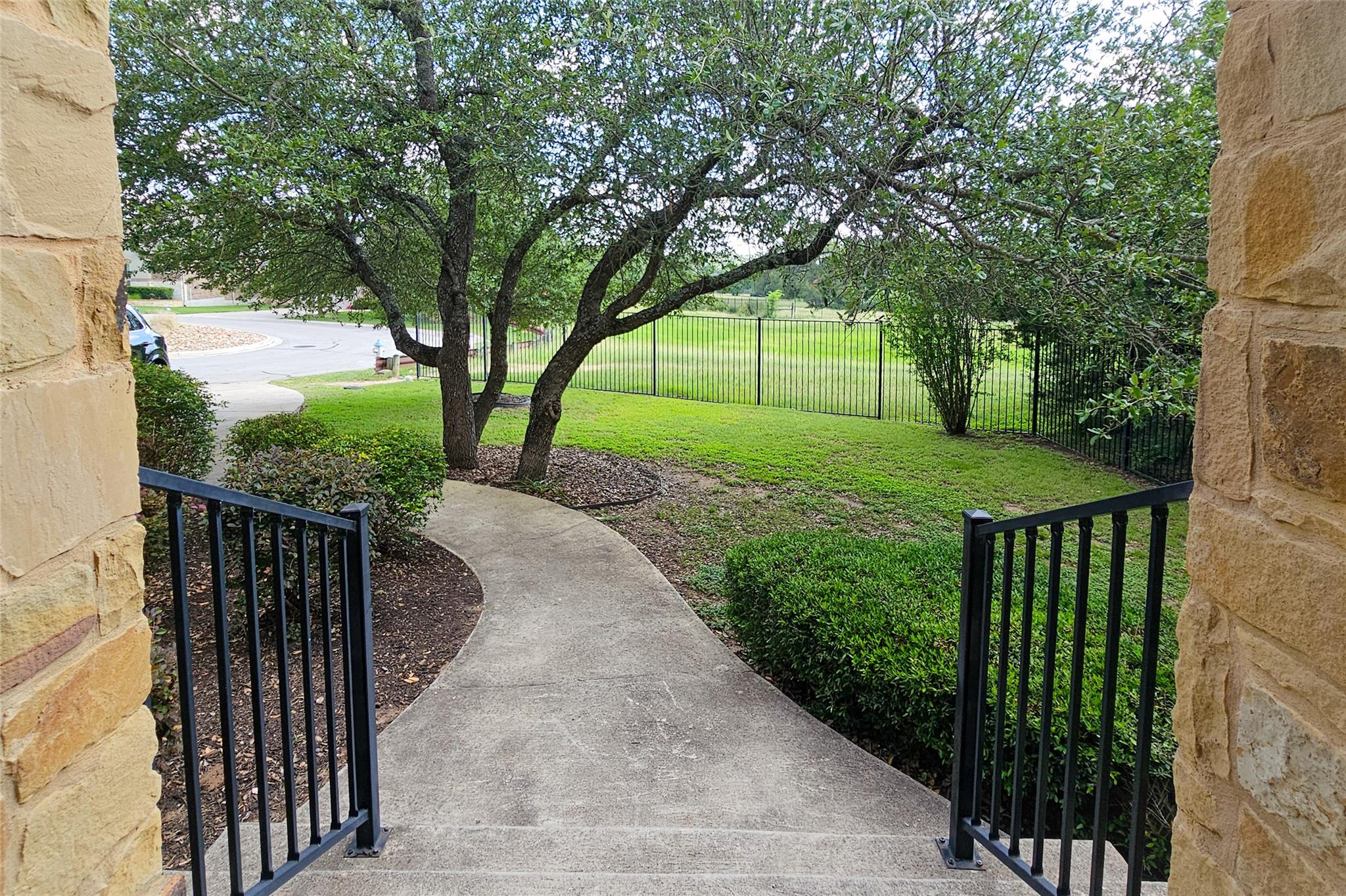 952 Wild Rose DR