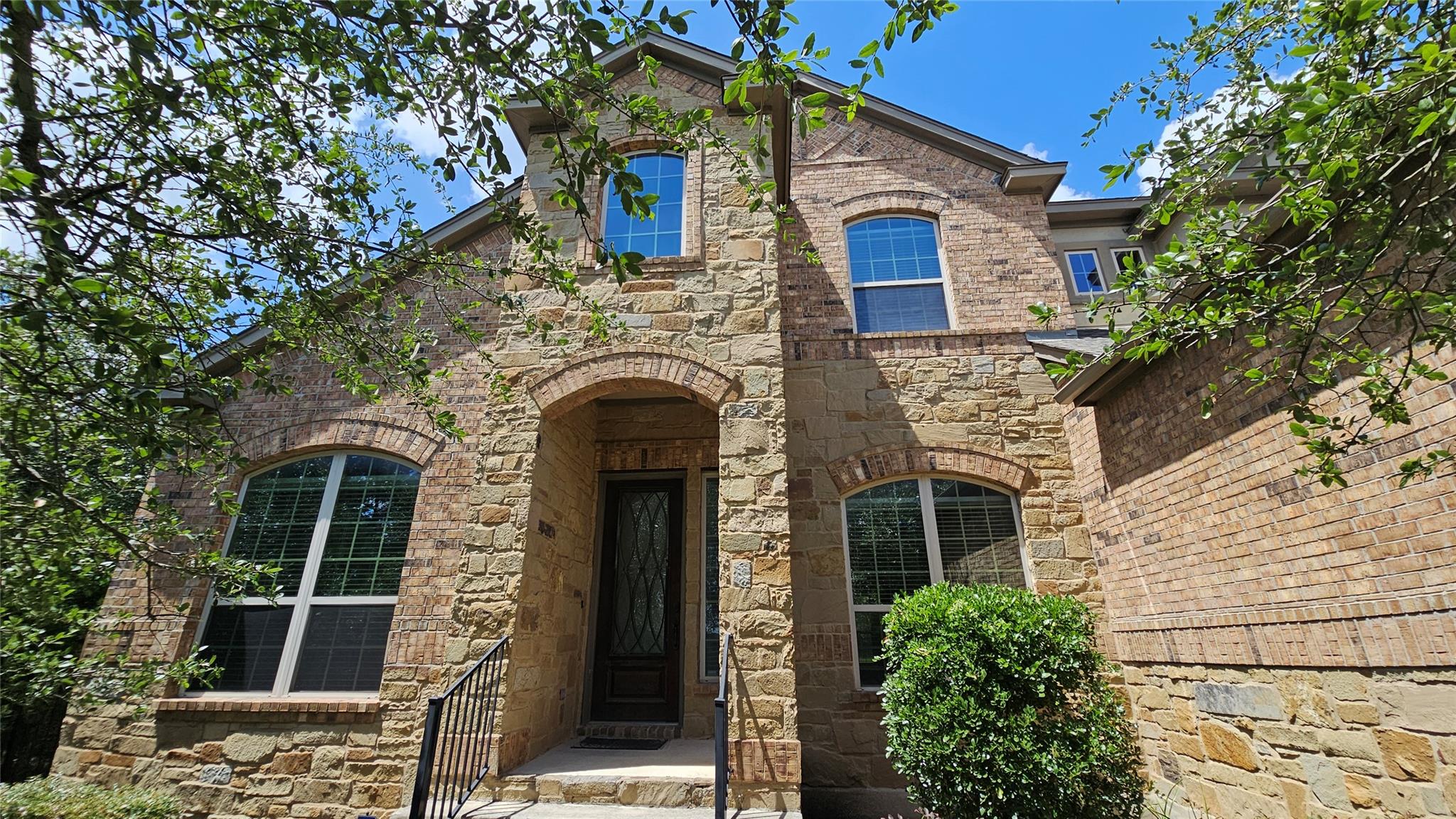 952 Wild Rose DR