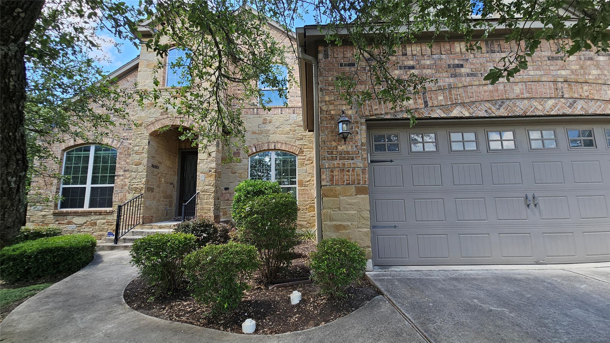 952 Wild Rose DR