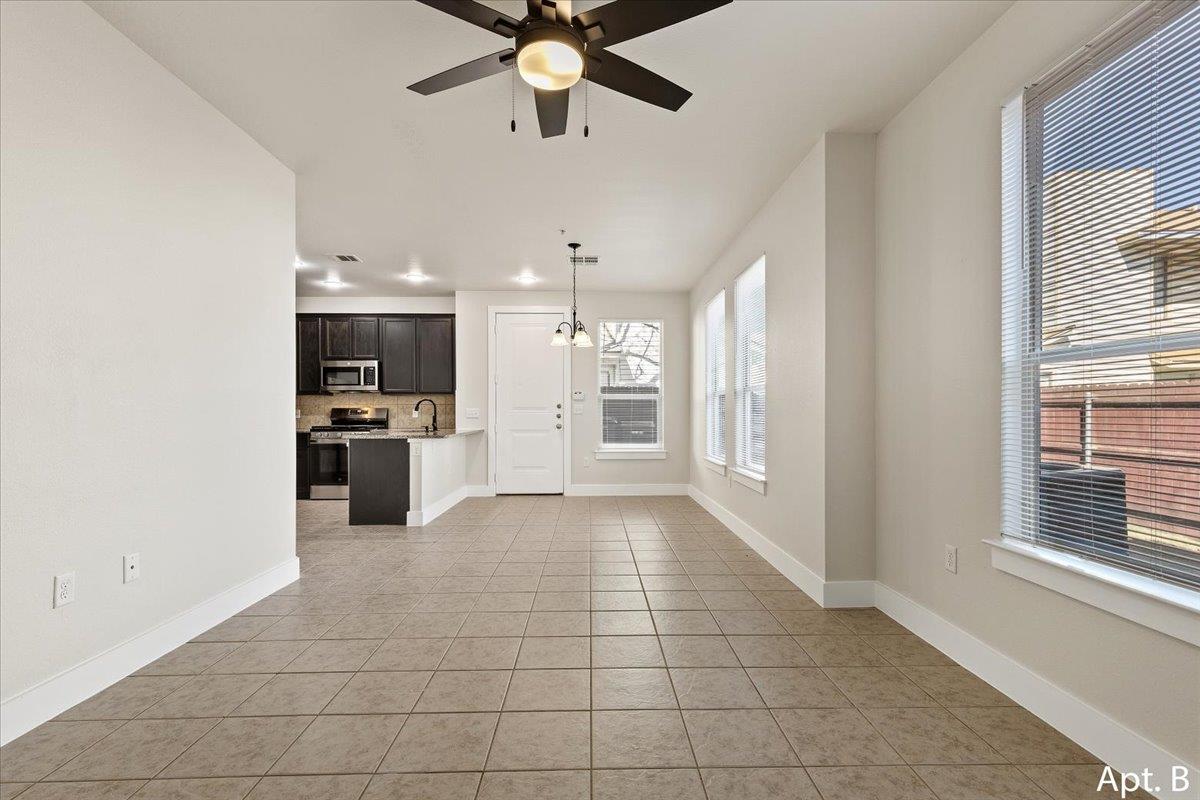 2225 Katy LN # B