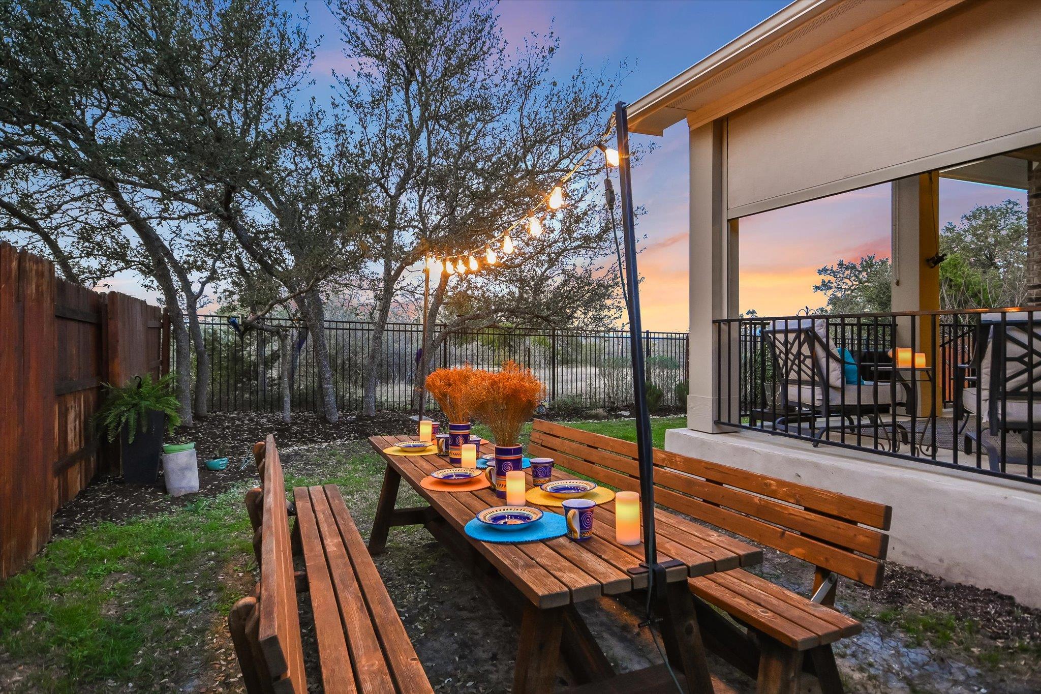 508 Peakside CIR