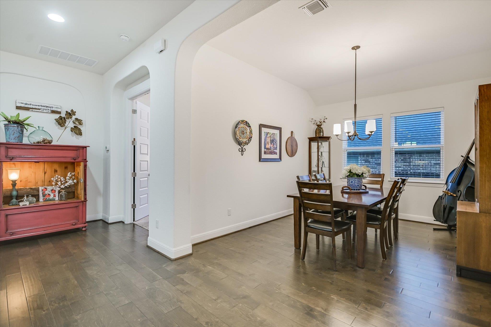 508 Peakside CIR