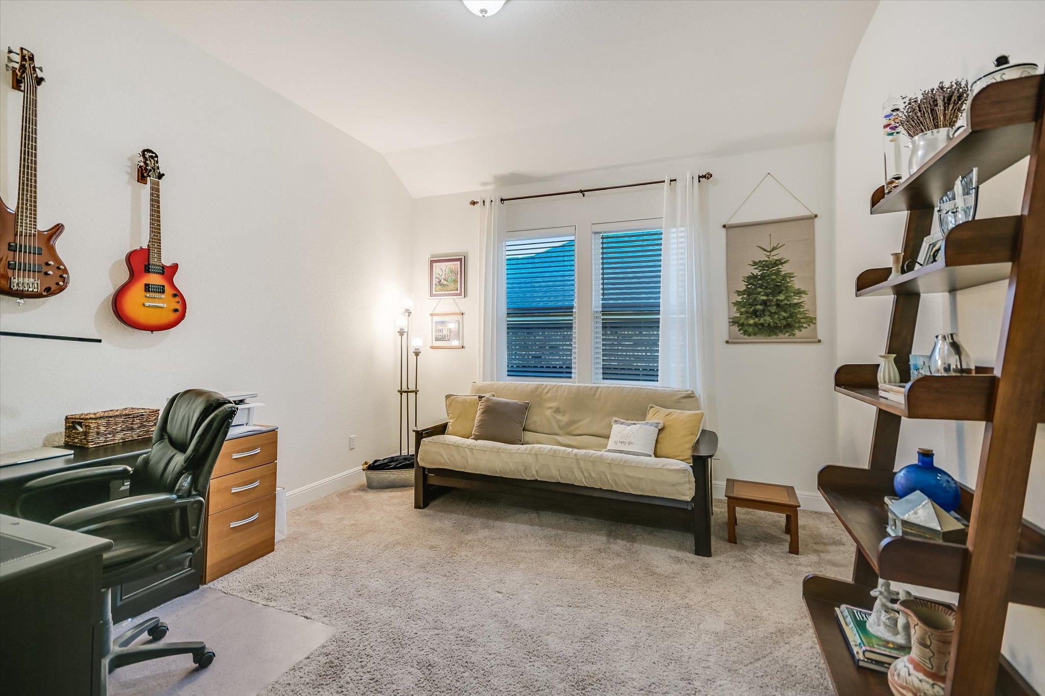 508 Peakside CIR
