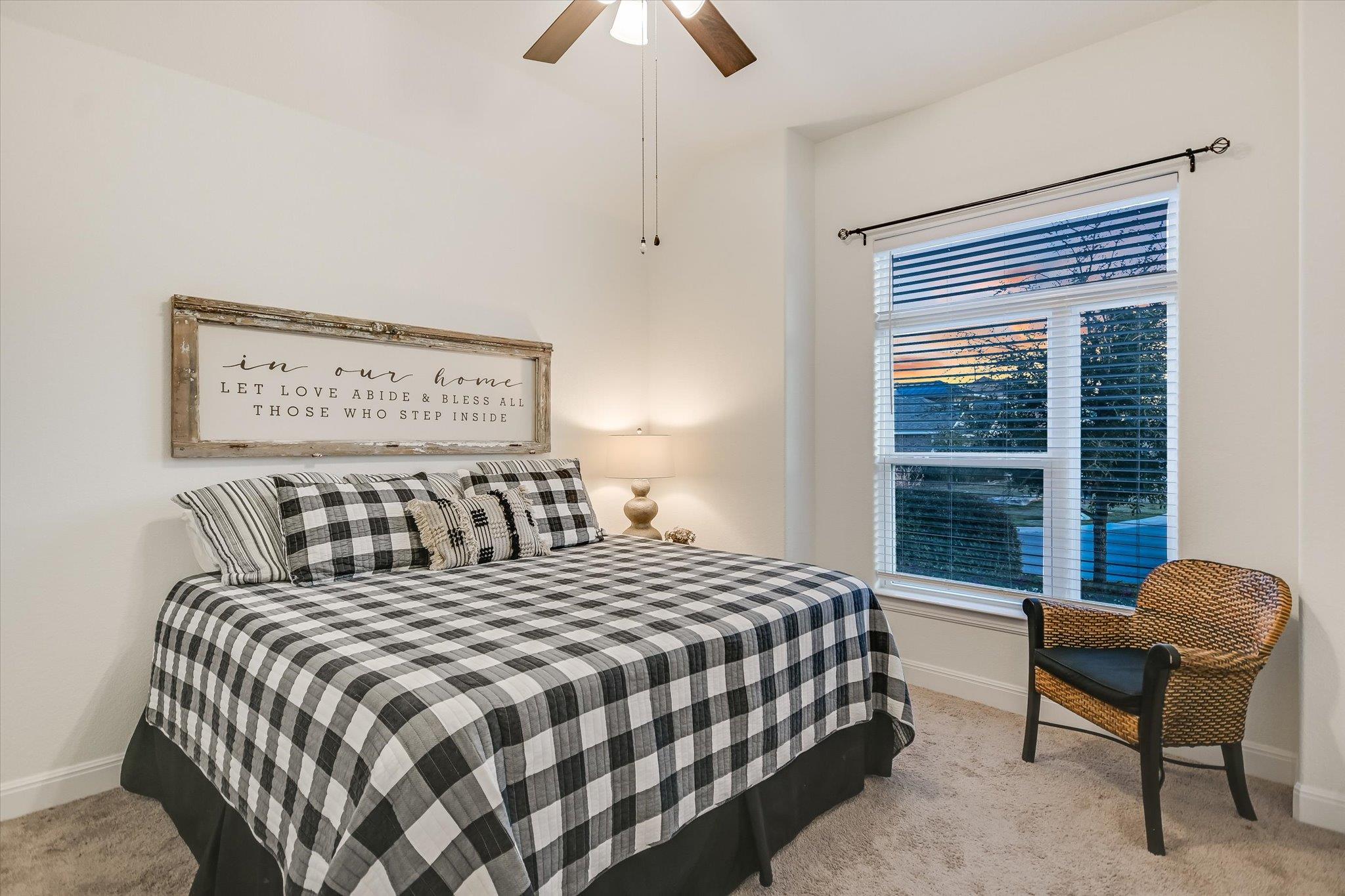 508 Peakside CIR