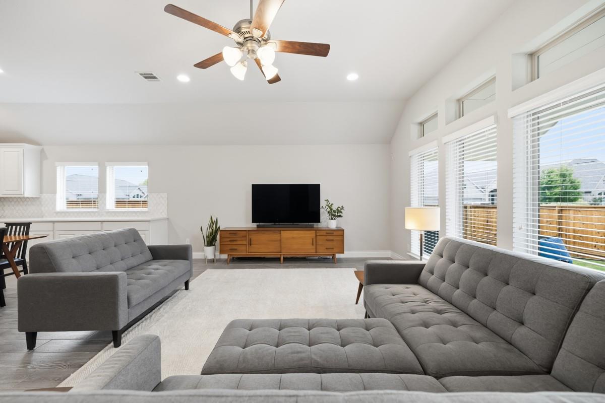 16701 Edwin Reinhardt DR
