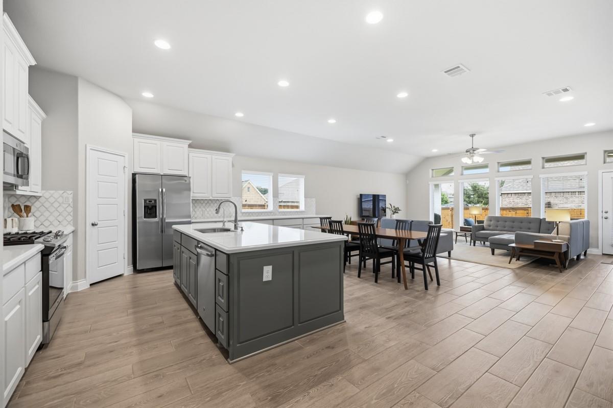 16701 Edwin Reinhardt DR