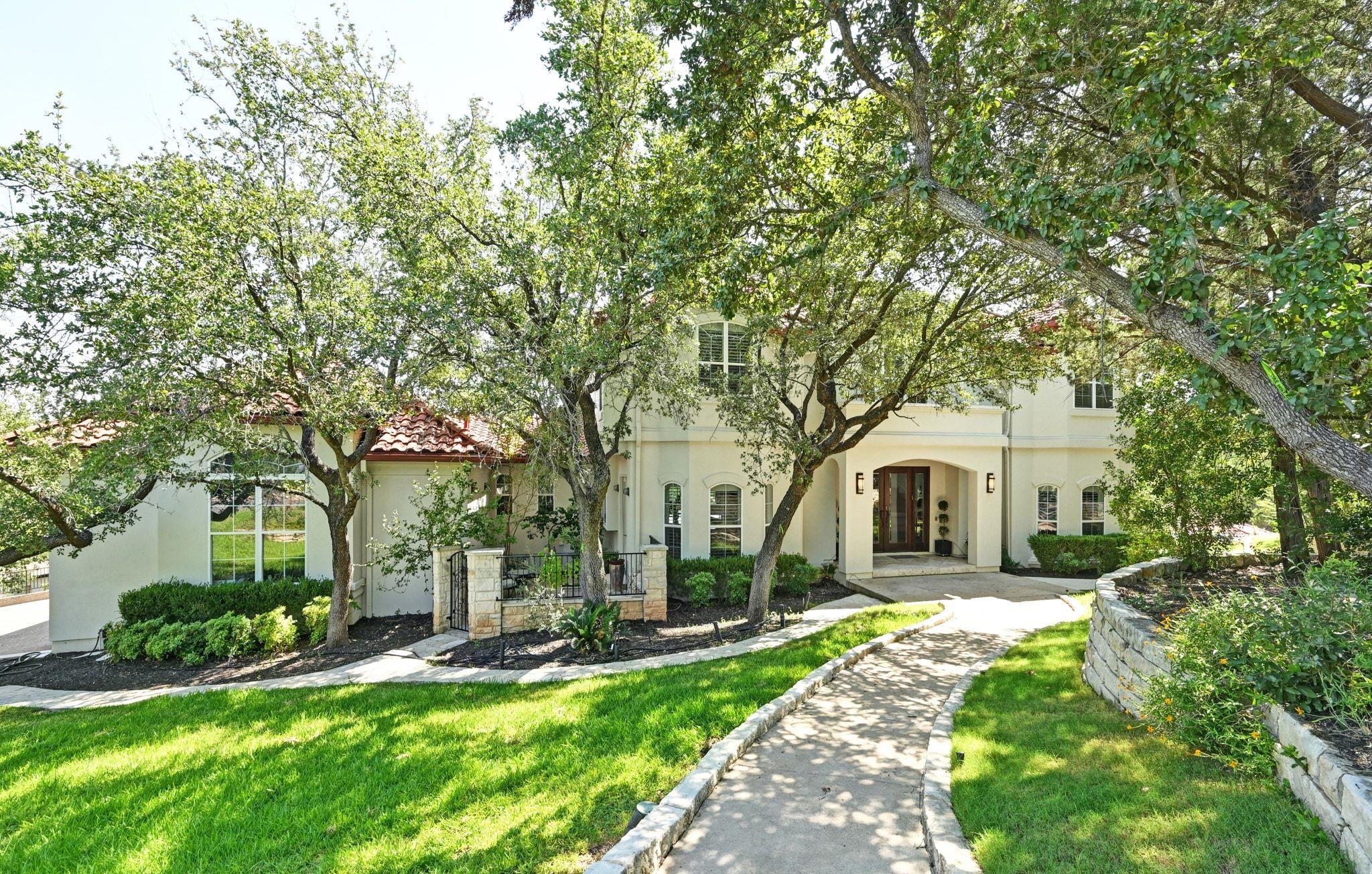 405 Barrett LN