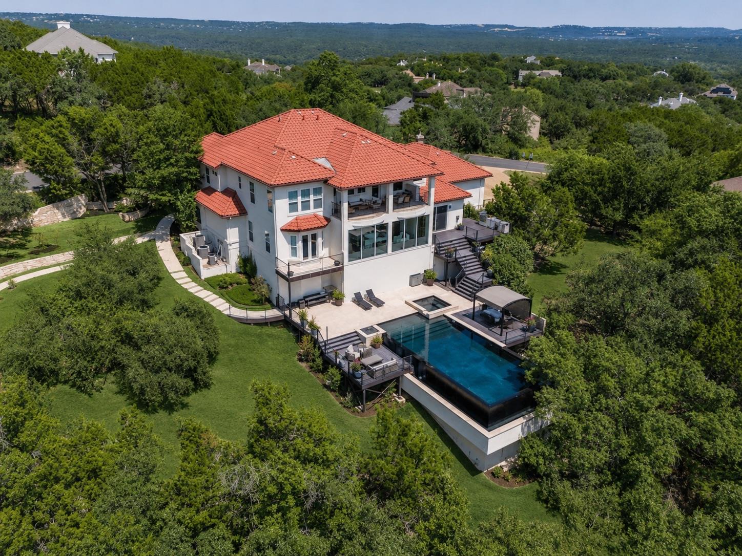 405 Barrett LN