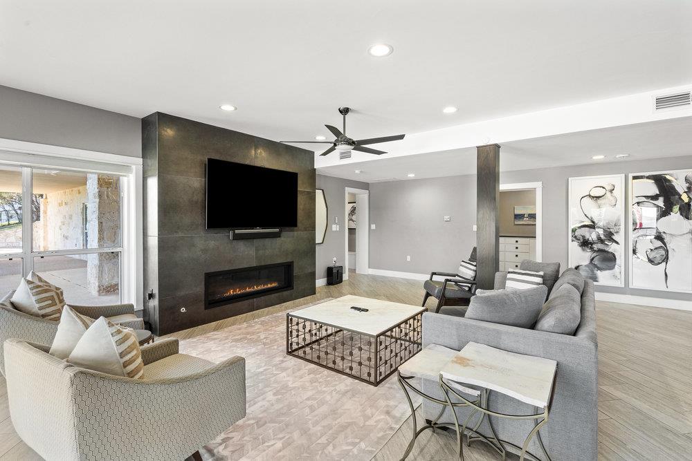 15210 Rainbow One ST