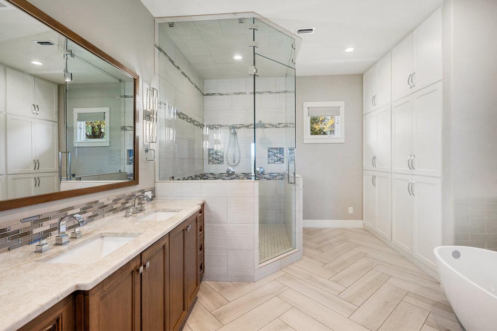 15210 Rainbow One ST