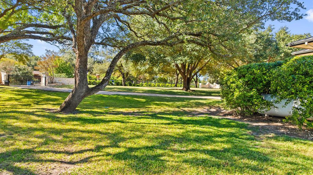 15210 Rainbow One ST