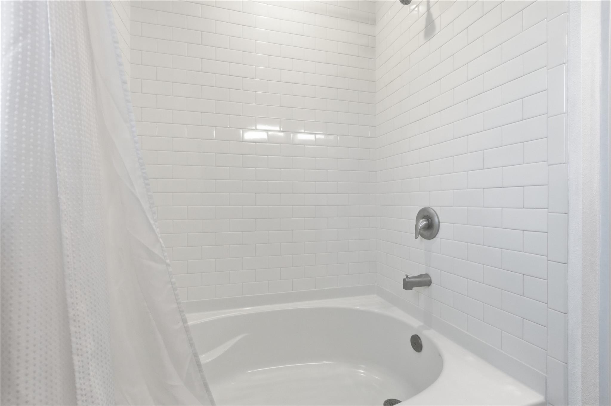 10412 Parkwood DR