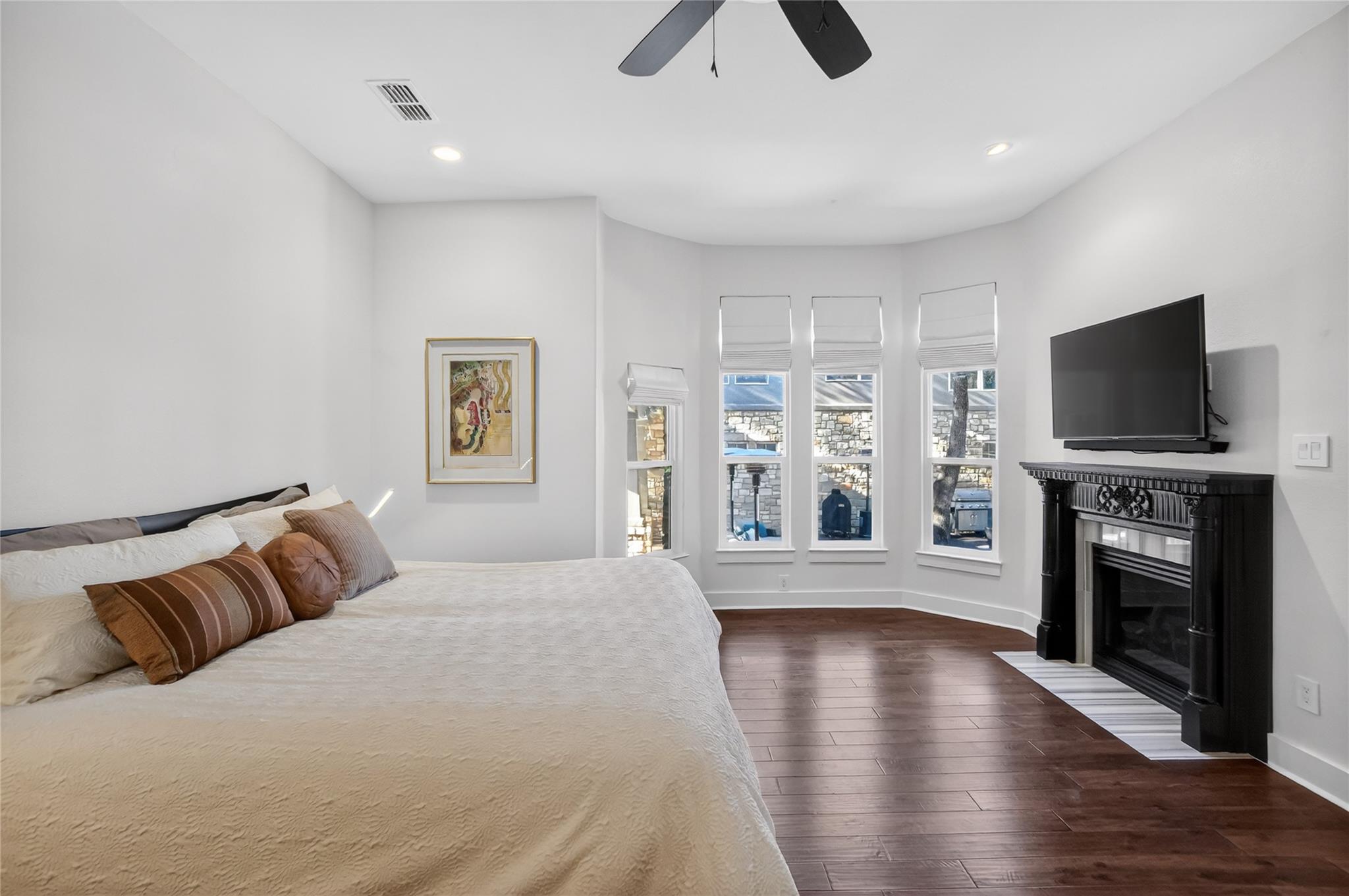 3627 Stoneridge RD # 1