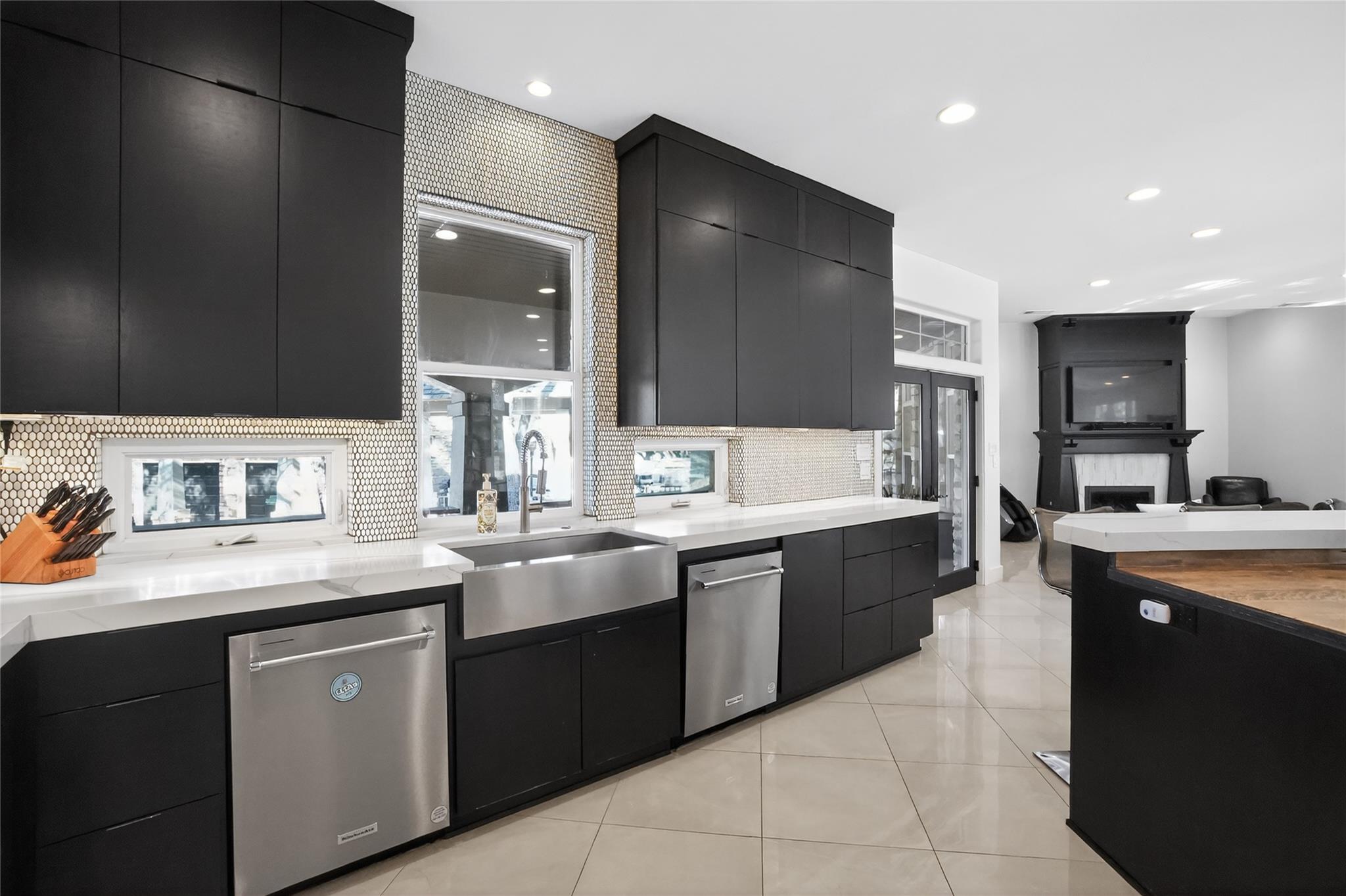 3627 Stoneridge RD # 1