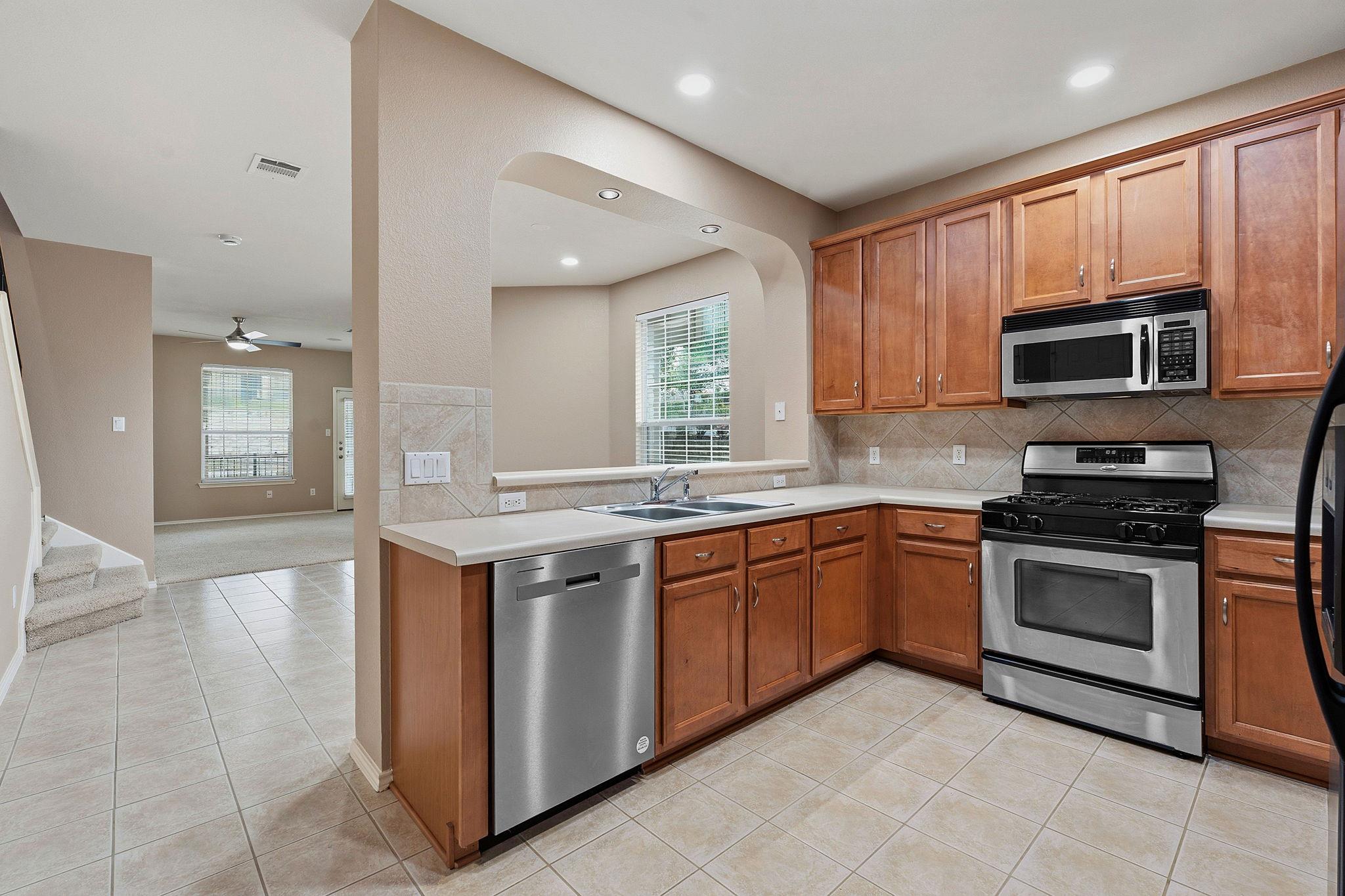 1900 Scofield Ridge PKWY # 3002