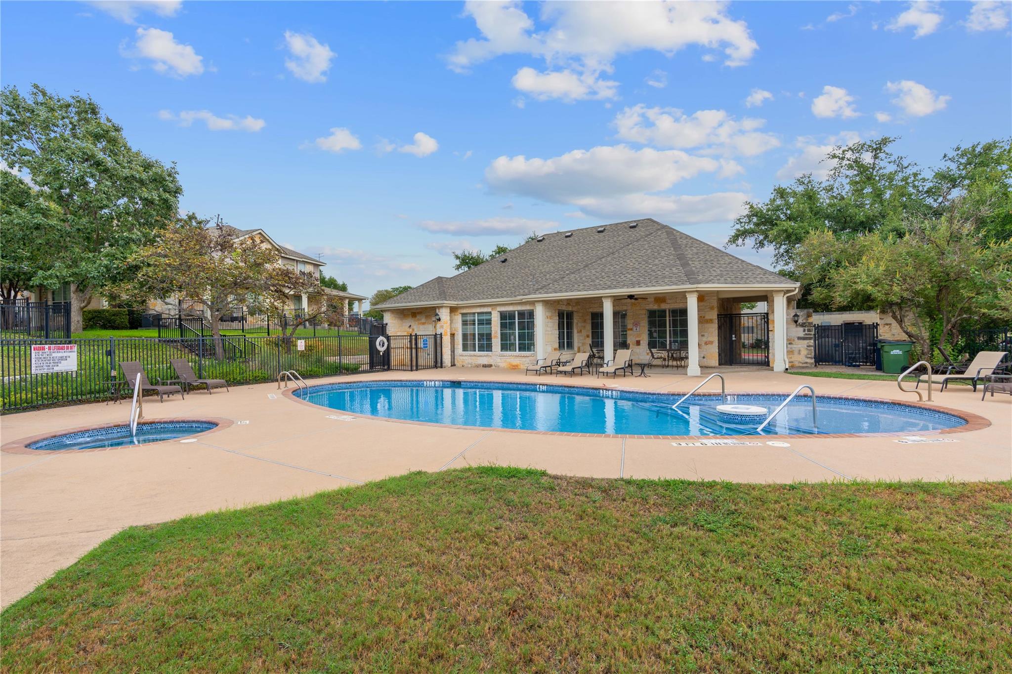 1900 Scofield Ridge PKWY # 3002