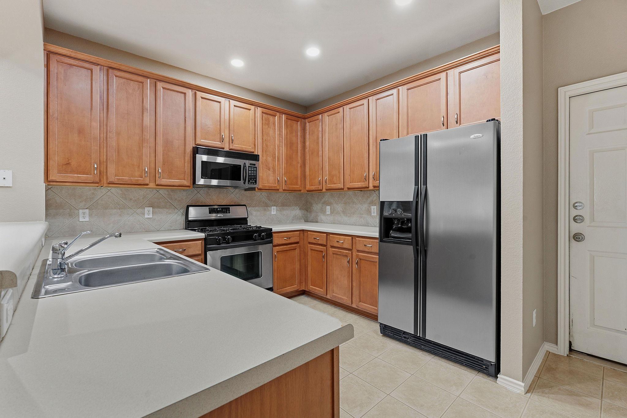 1900 Scofield Ridge PKWY # 3002