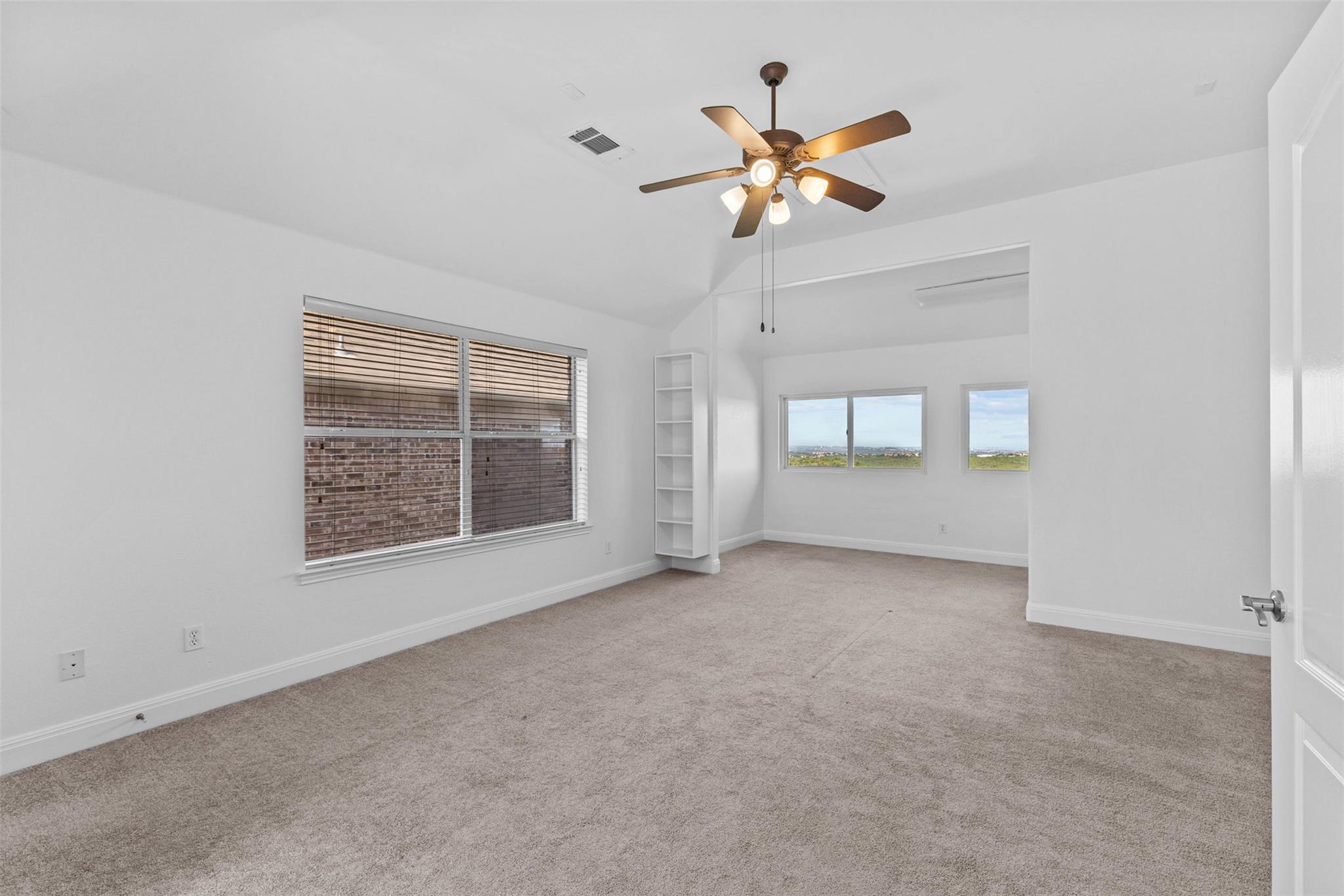 5724 Brittlyns CT
