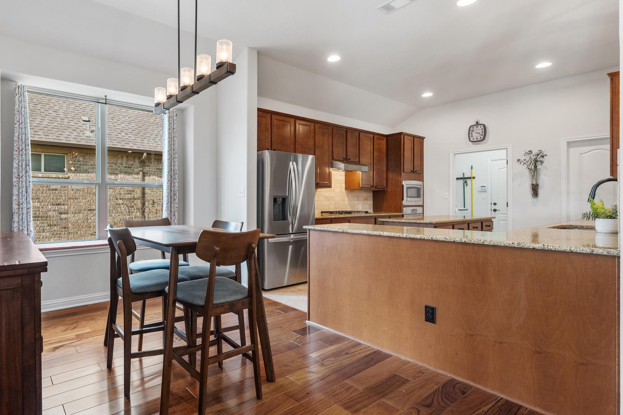205 Bellagio DR