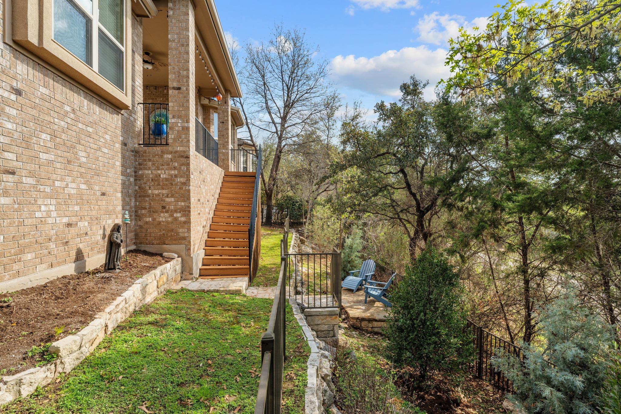205 Bellagio DR