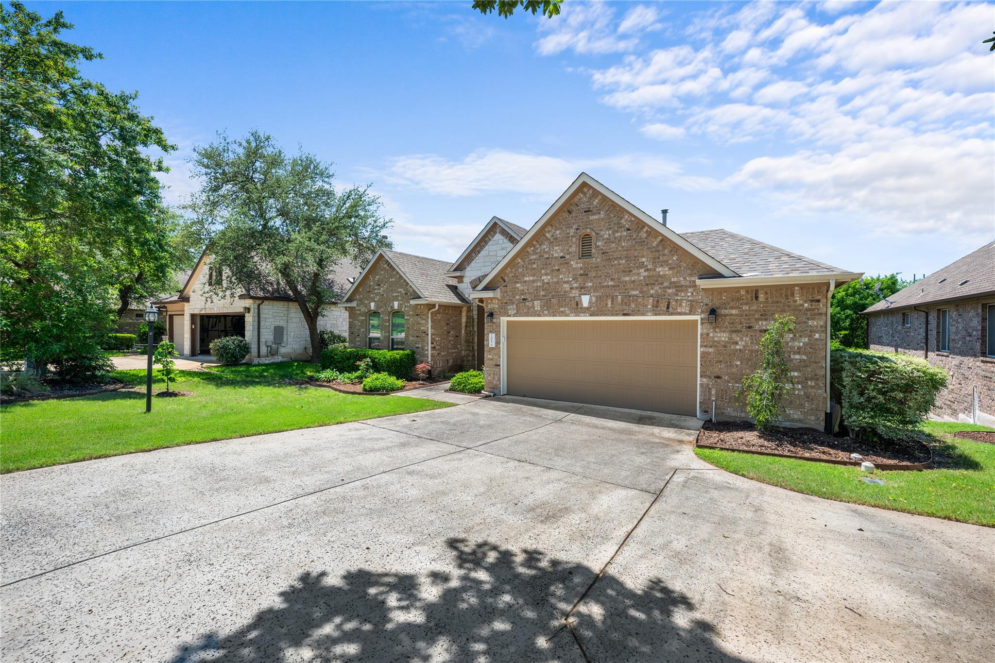 205 Bellagio DR