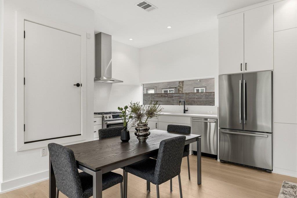 613 W Mary ST # B