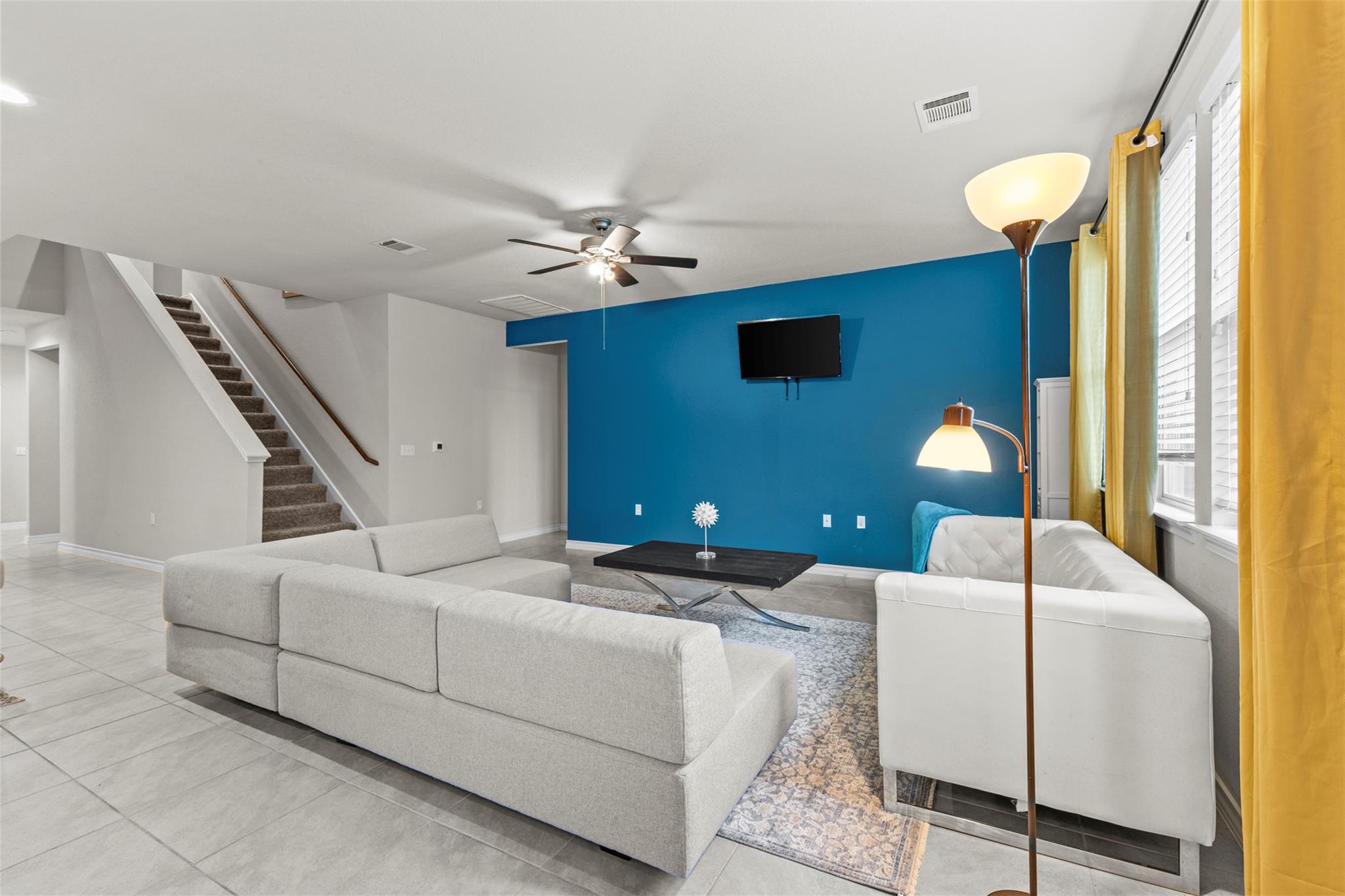 11804 Saddle Rock DR