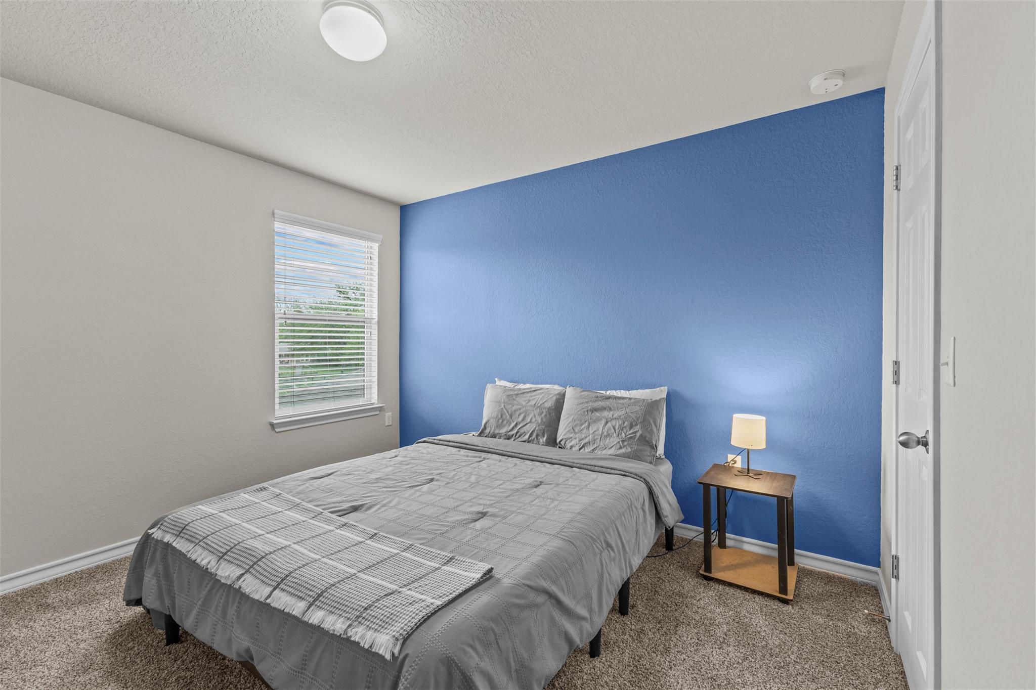 11804 Saddle Rock DR