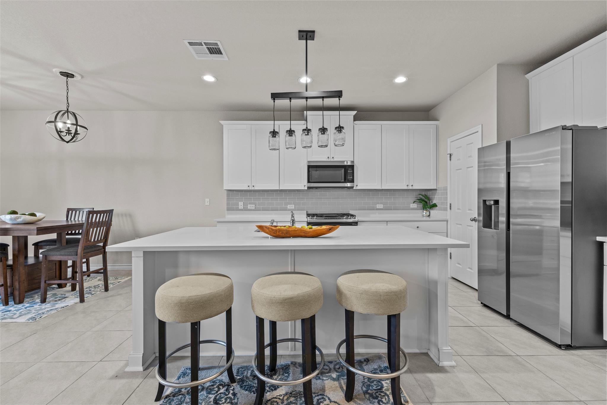 11804 Saddle Rock DR