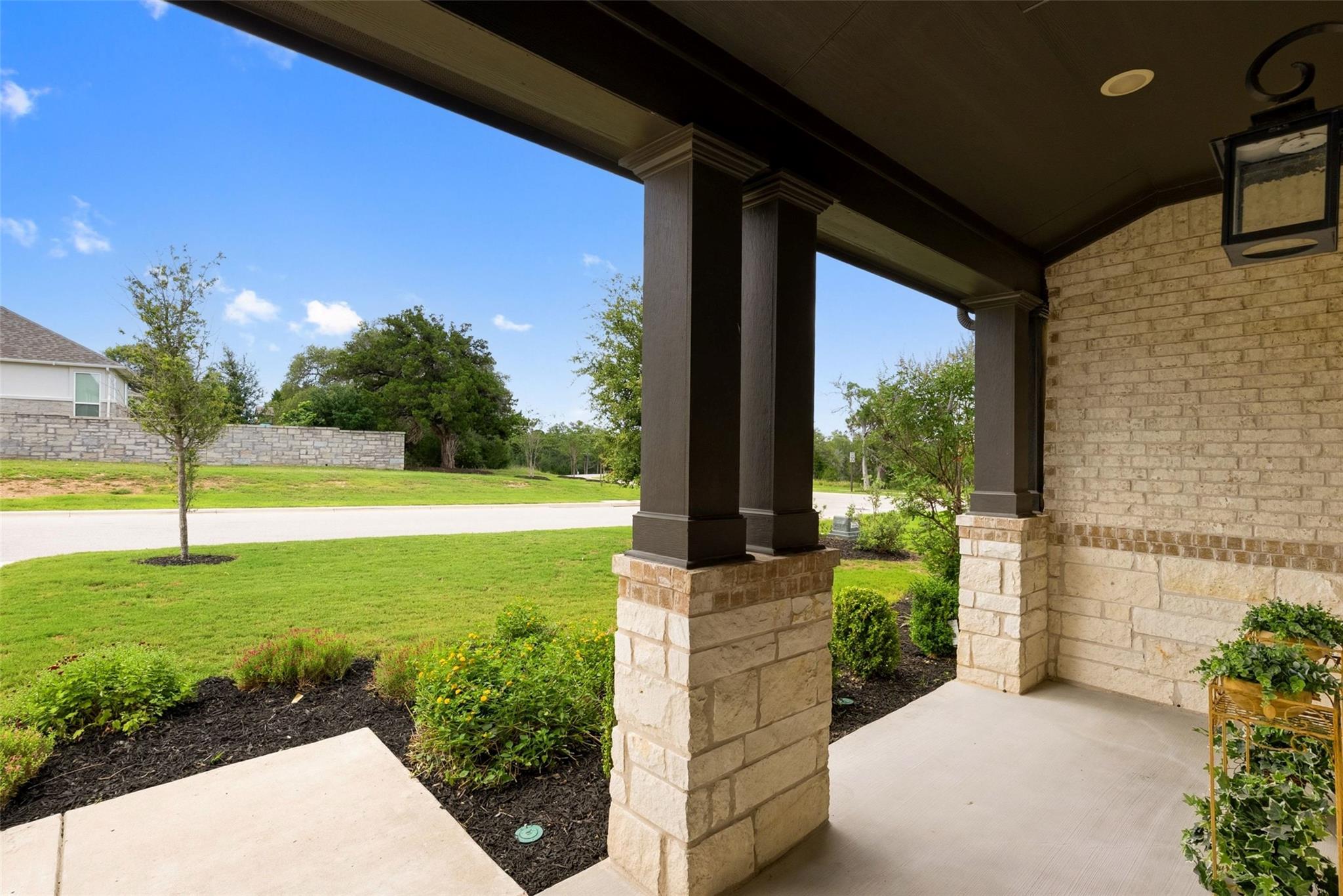 542 Running Bird RD