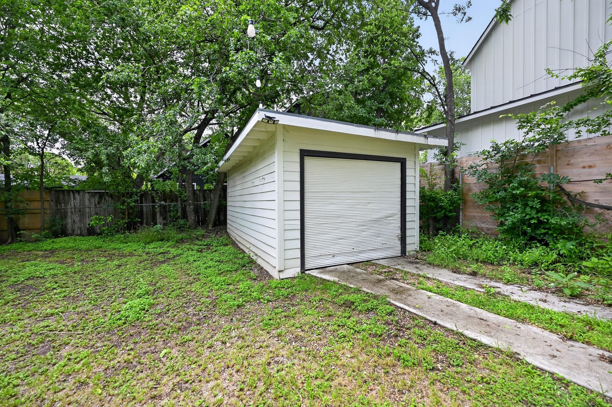 2705 Stacy LN