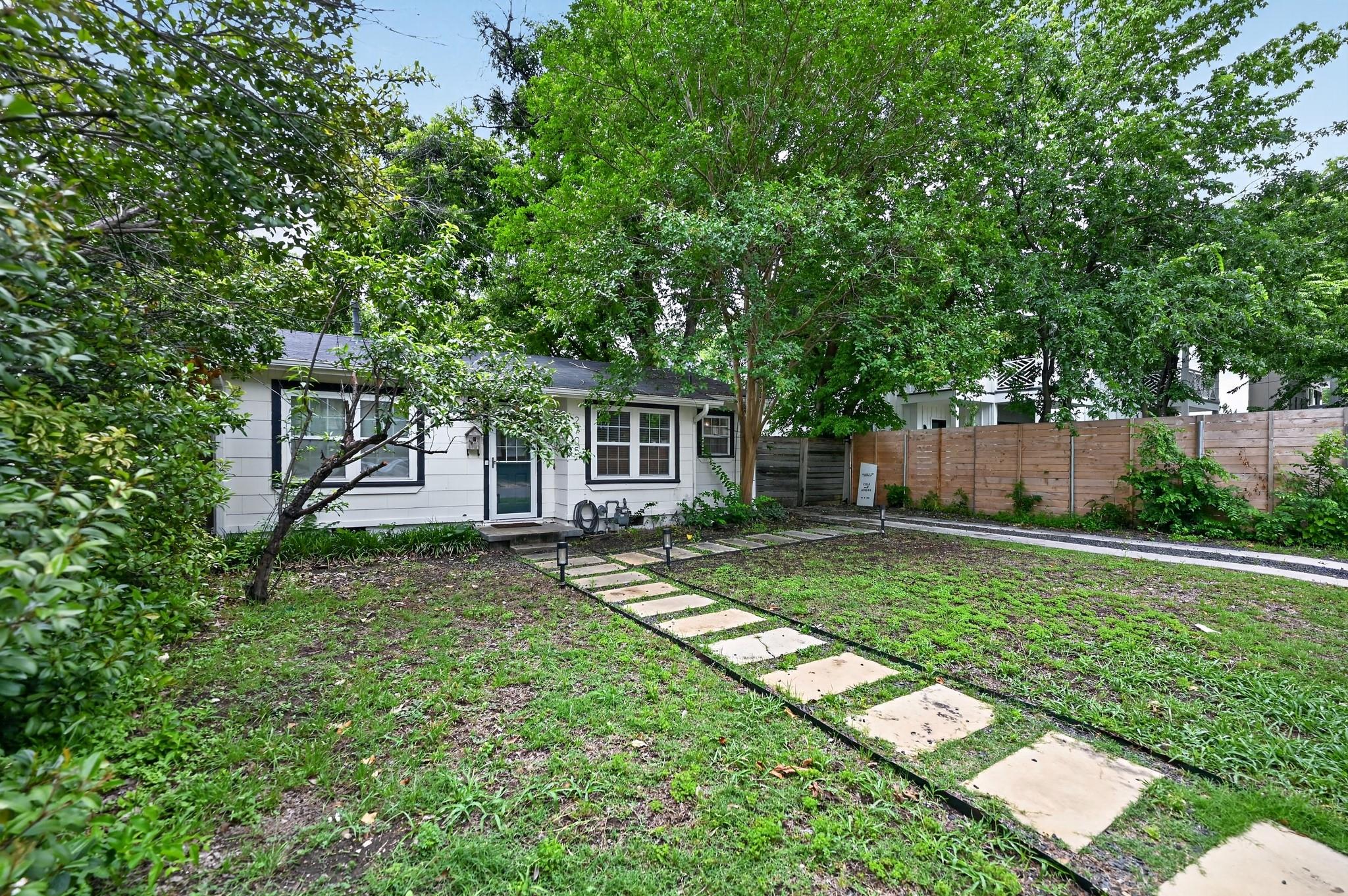 2705 Stacy LN