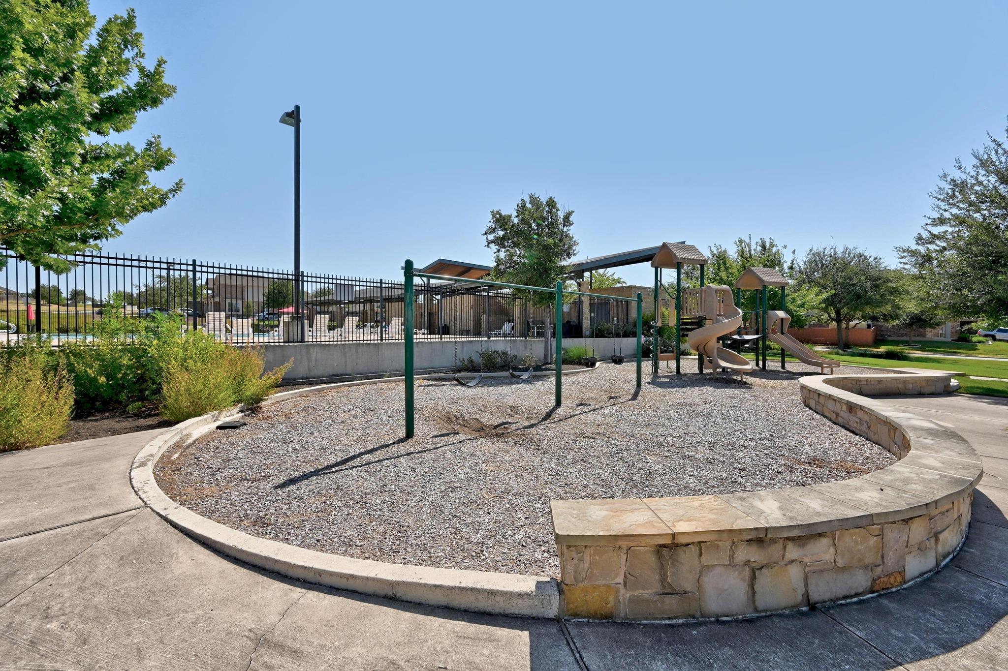 554 Sandstone TRL