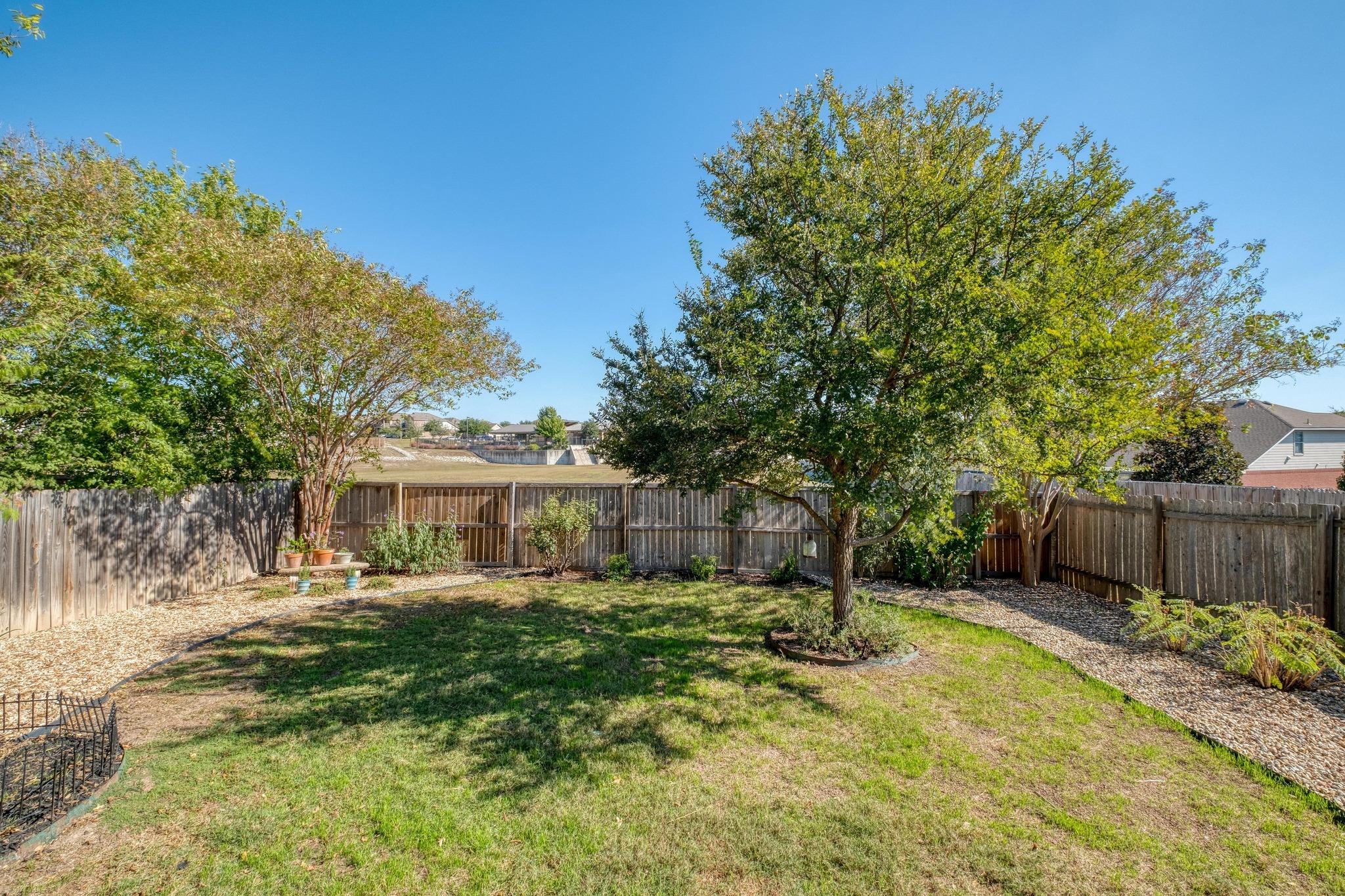 554 Sandstone TRL