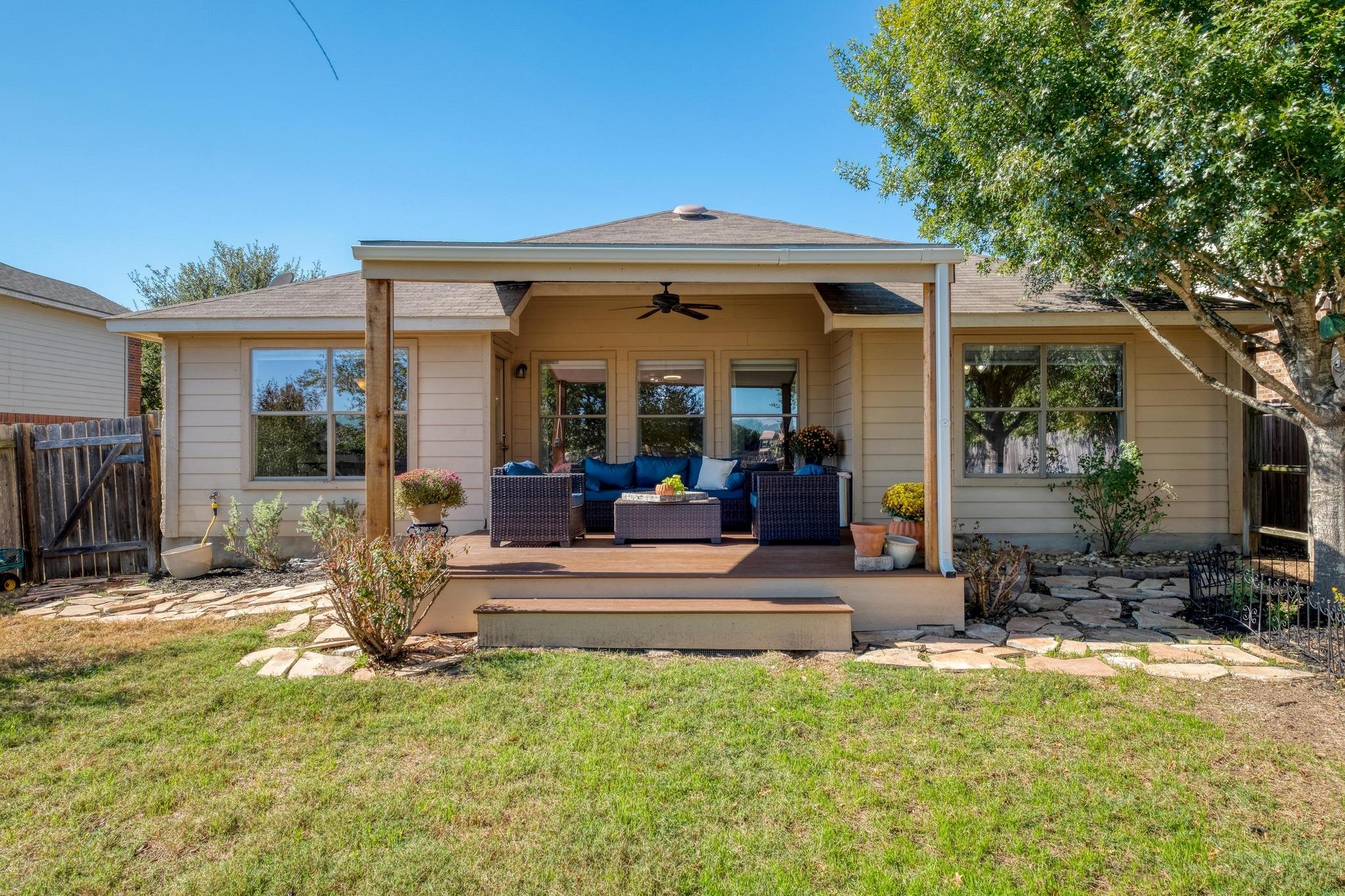554 Sandstone TRL