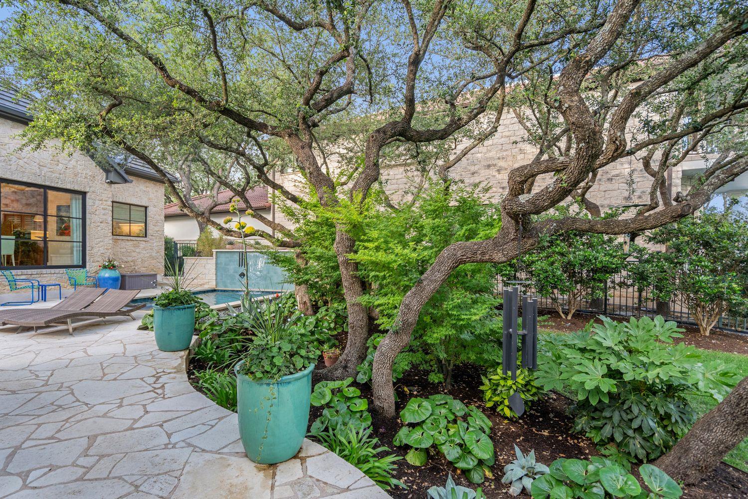 2300 Barton Creek BLVD # 4
