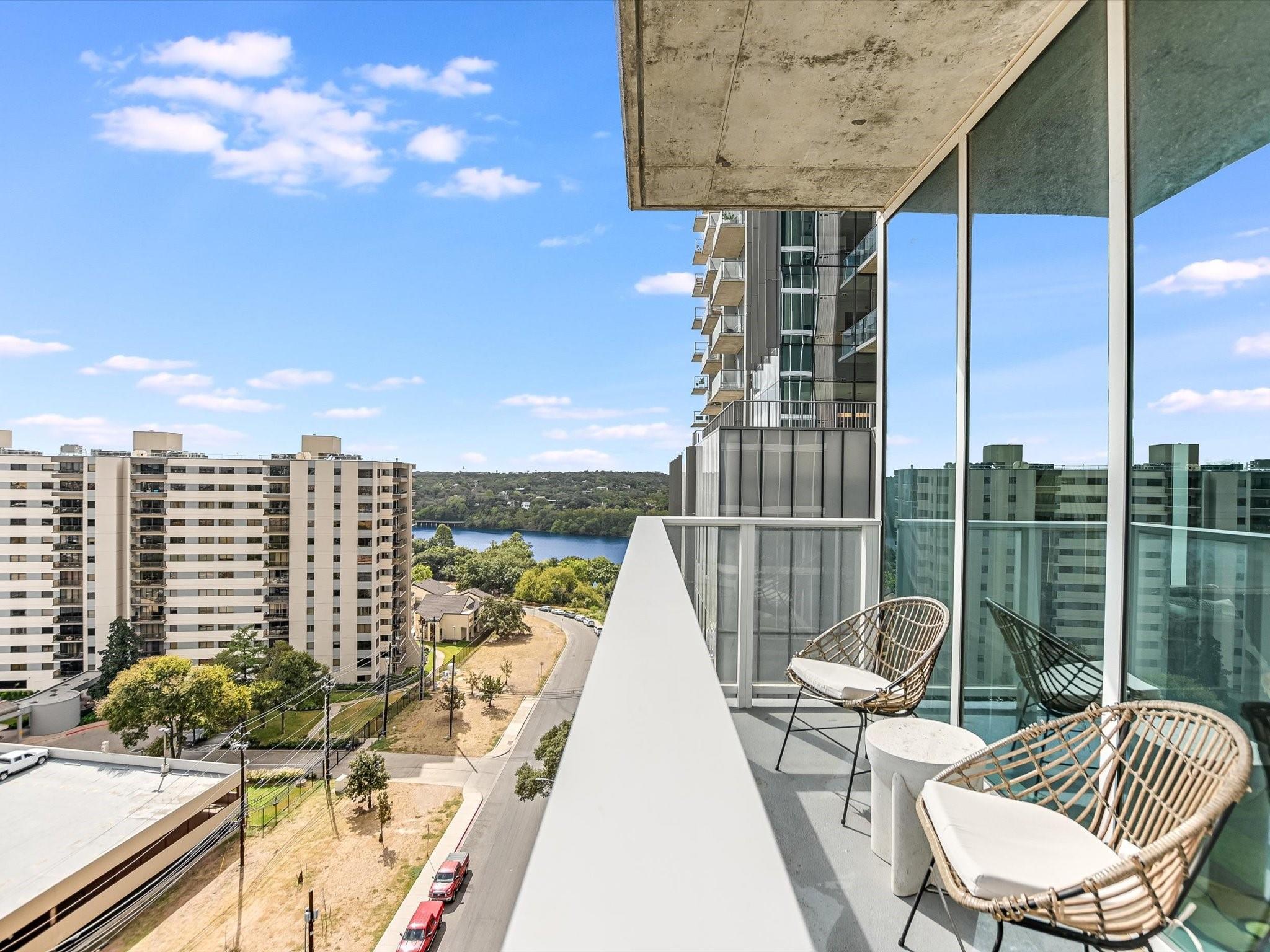 48 East Ave # 1308