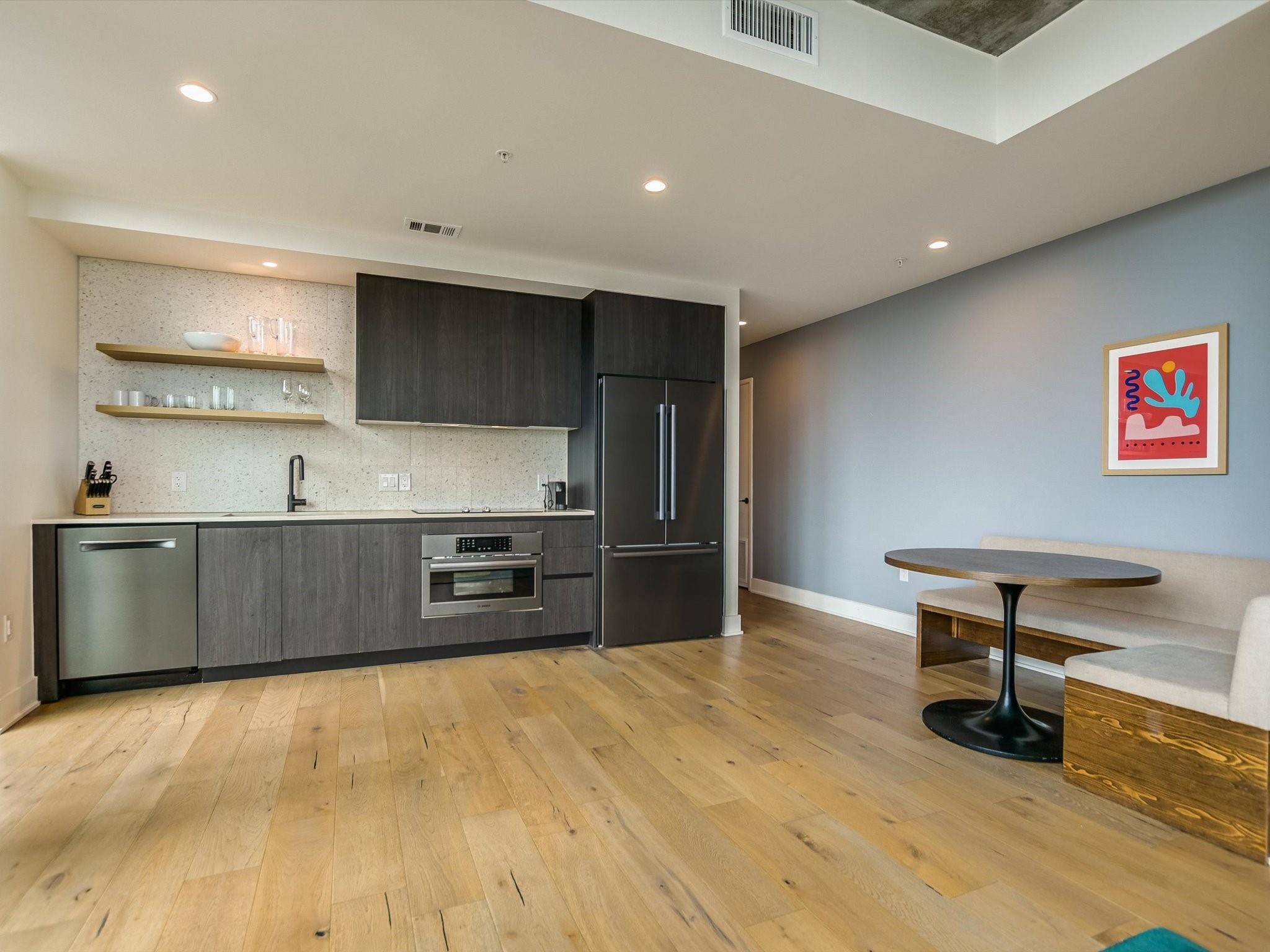 48 East Ave # 1308