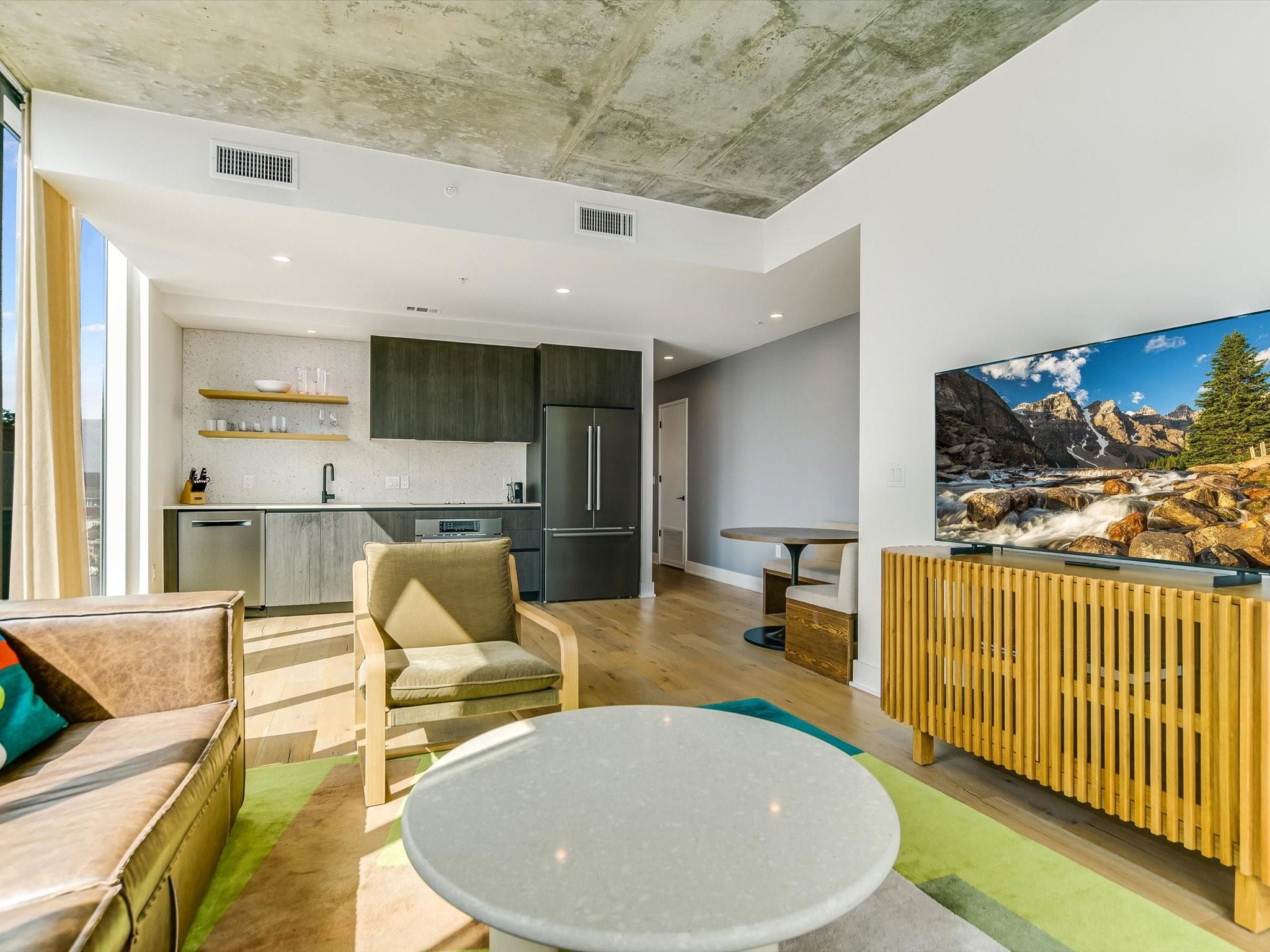 48 East Ave # 1308
