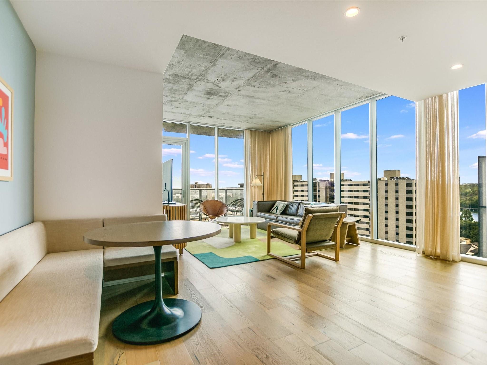 48 East Ave # 1308